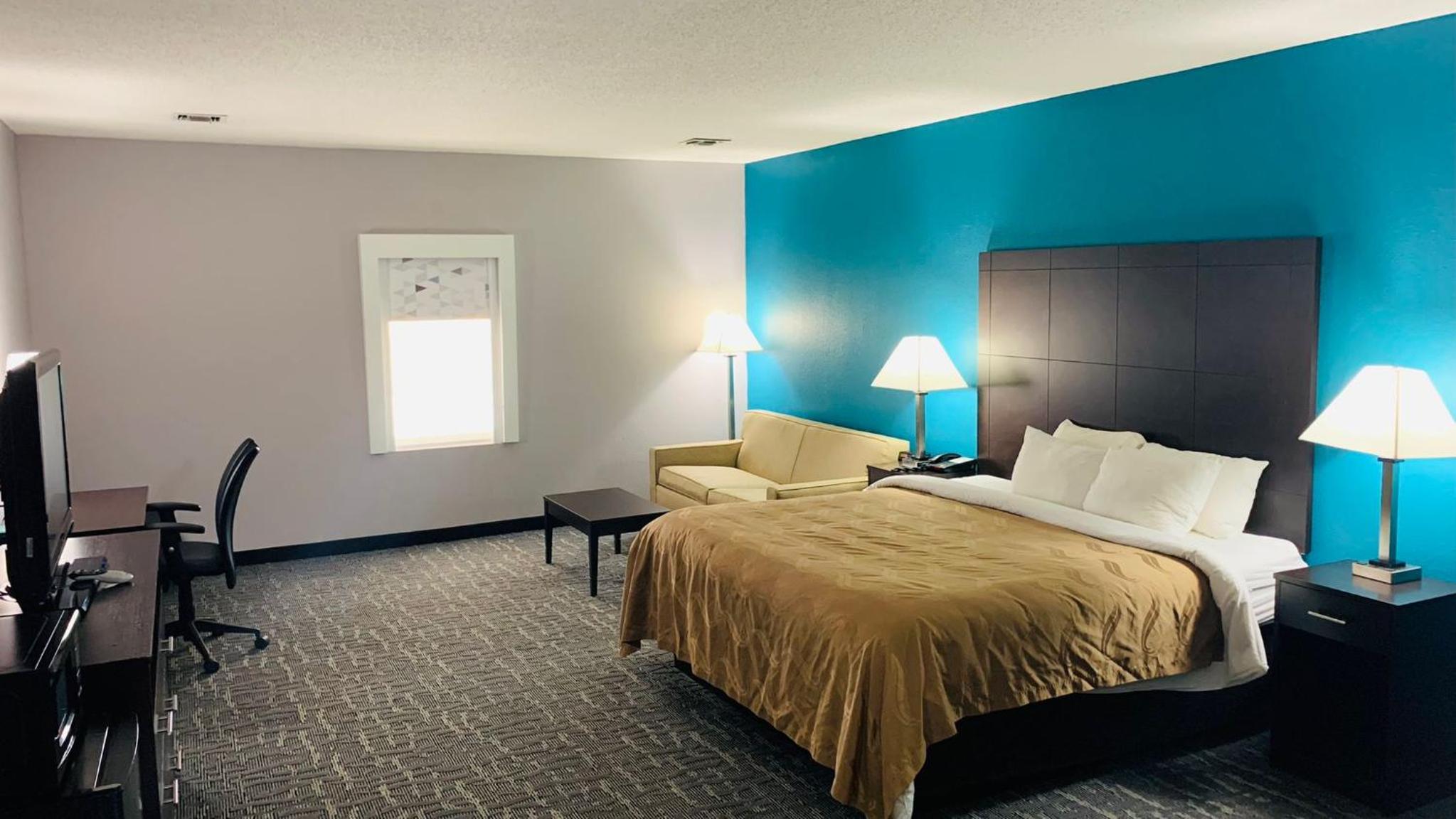 King Room - Accessible/Non-Smoking