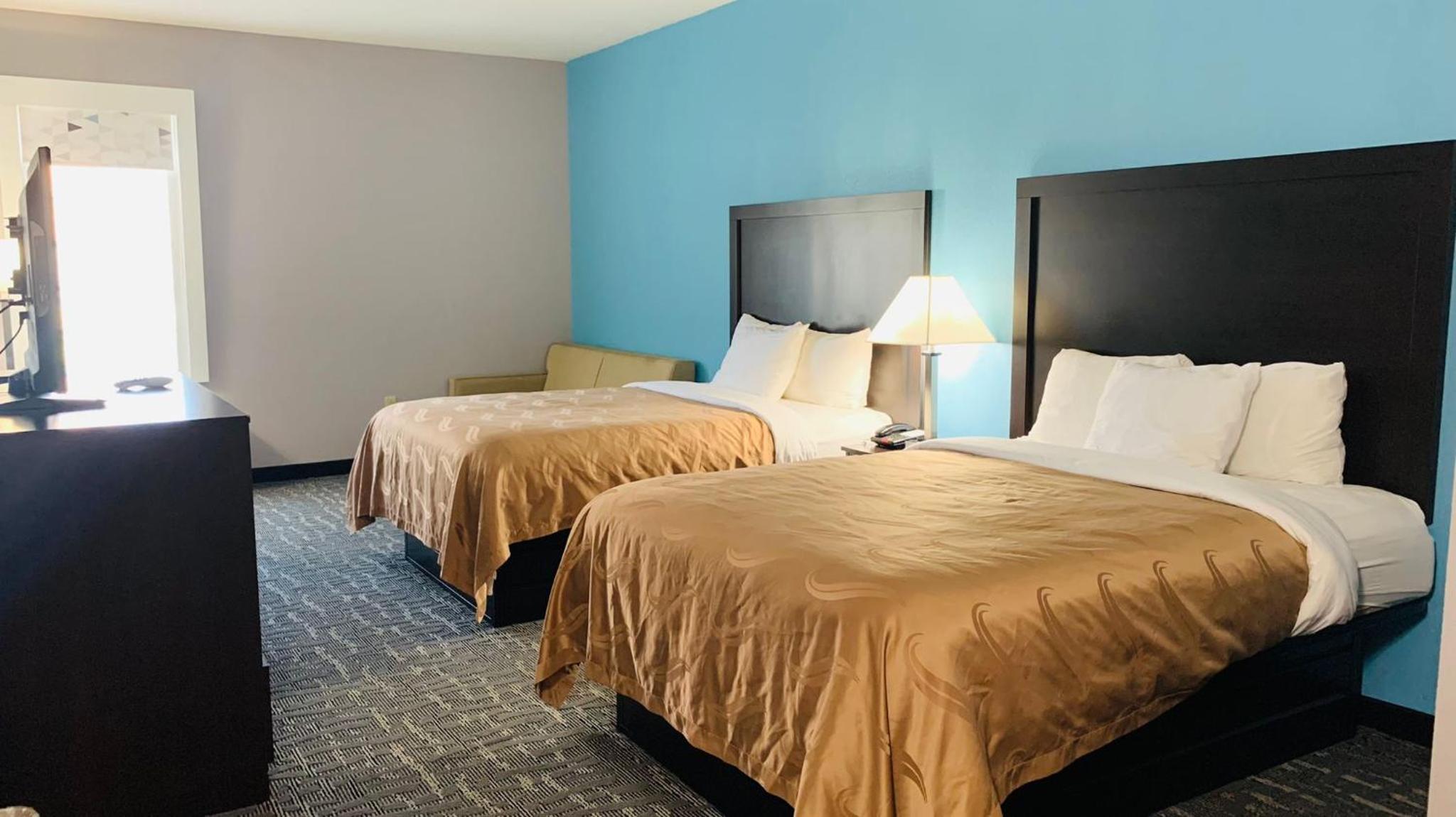 Double Room with Two Double Beds - Non-Smoking photo 1