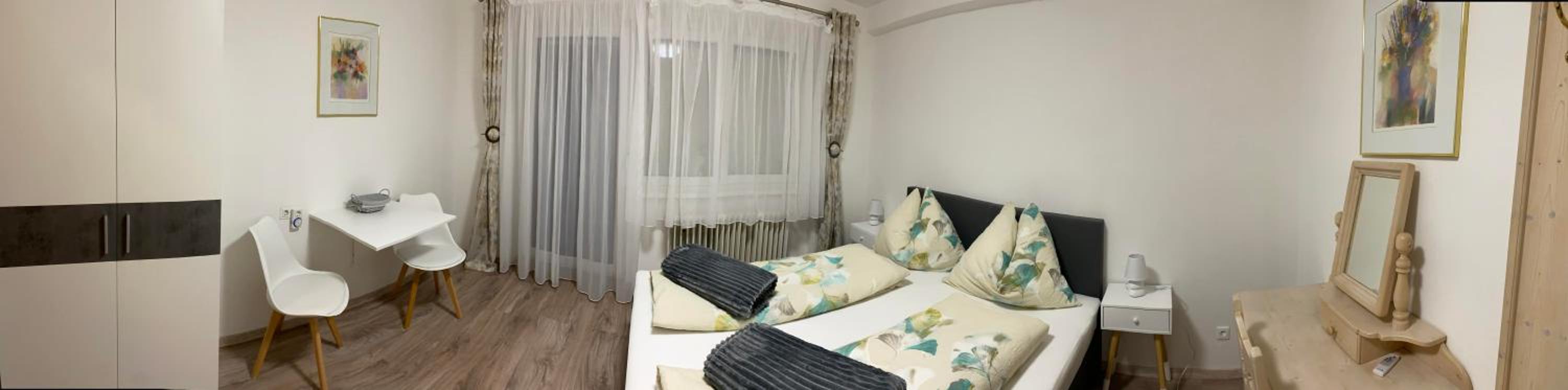 Double Room with Balcony - Photo 7