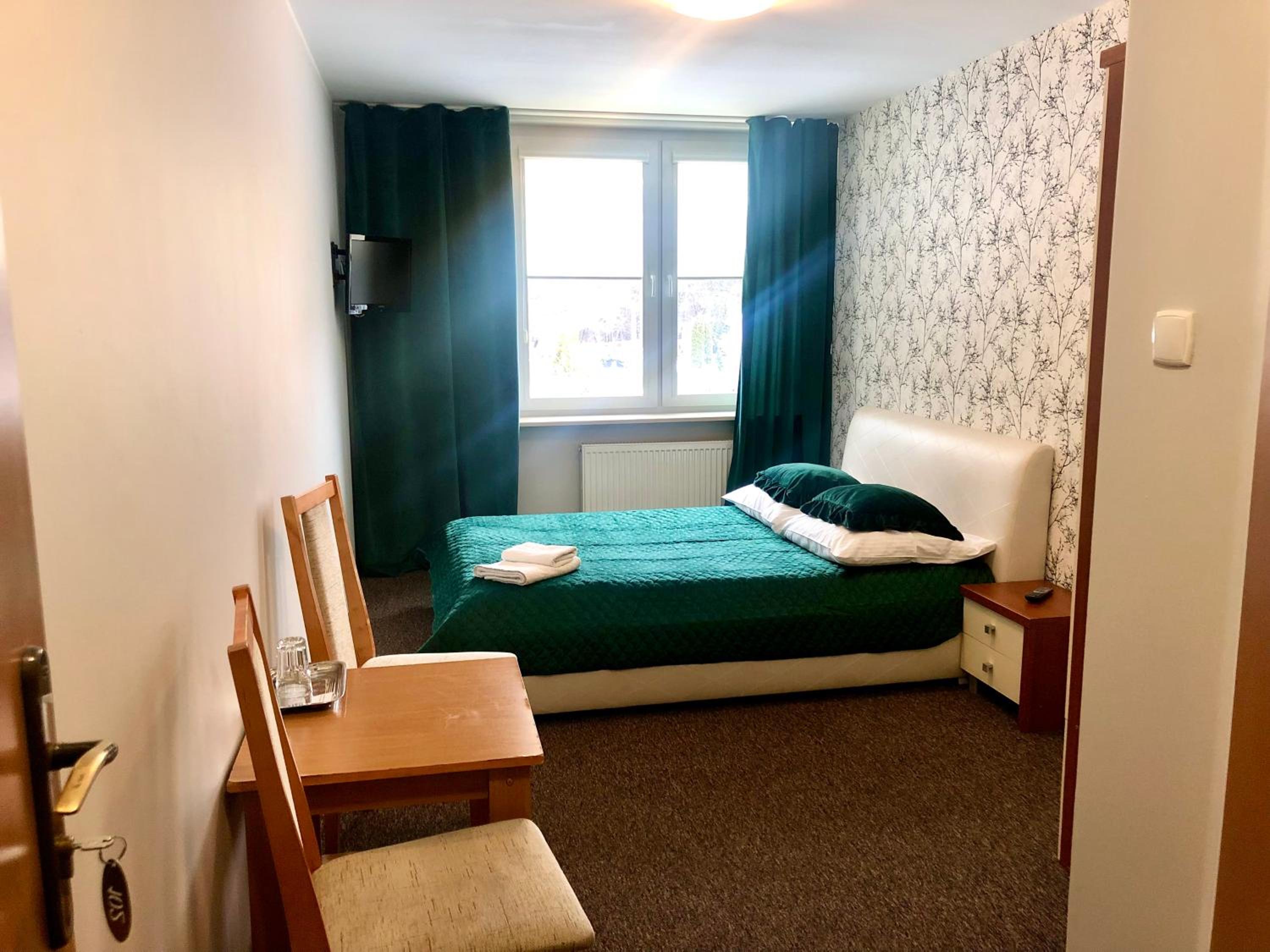 Twin Room - Photo 38