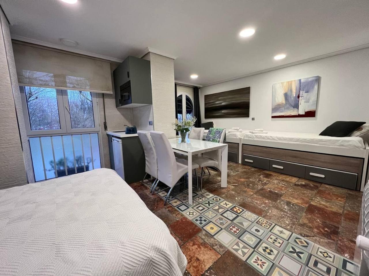 Estudio Apartamento (4 adultos)