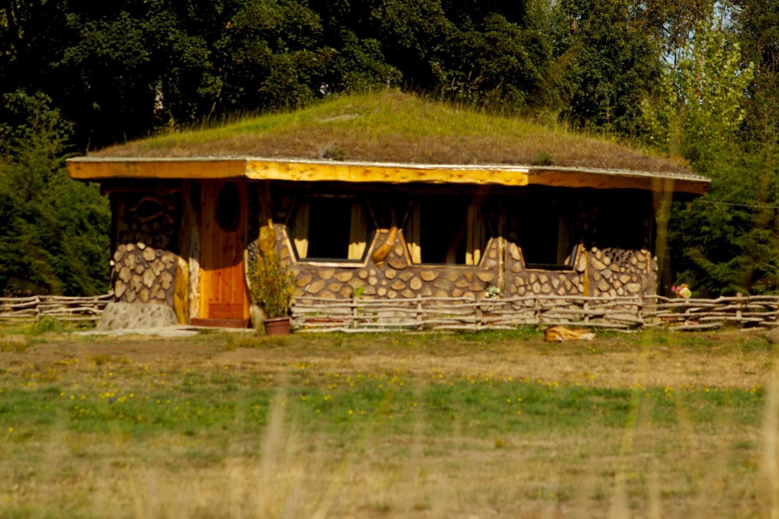 Deluxe Bungalow with Garden View photo 2