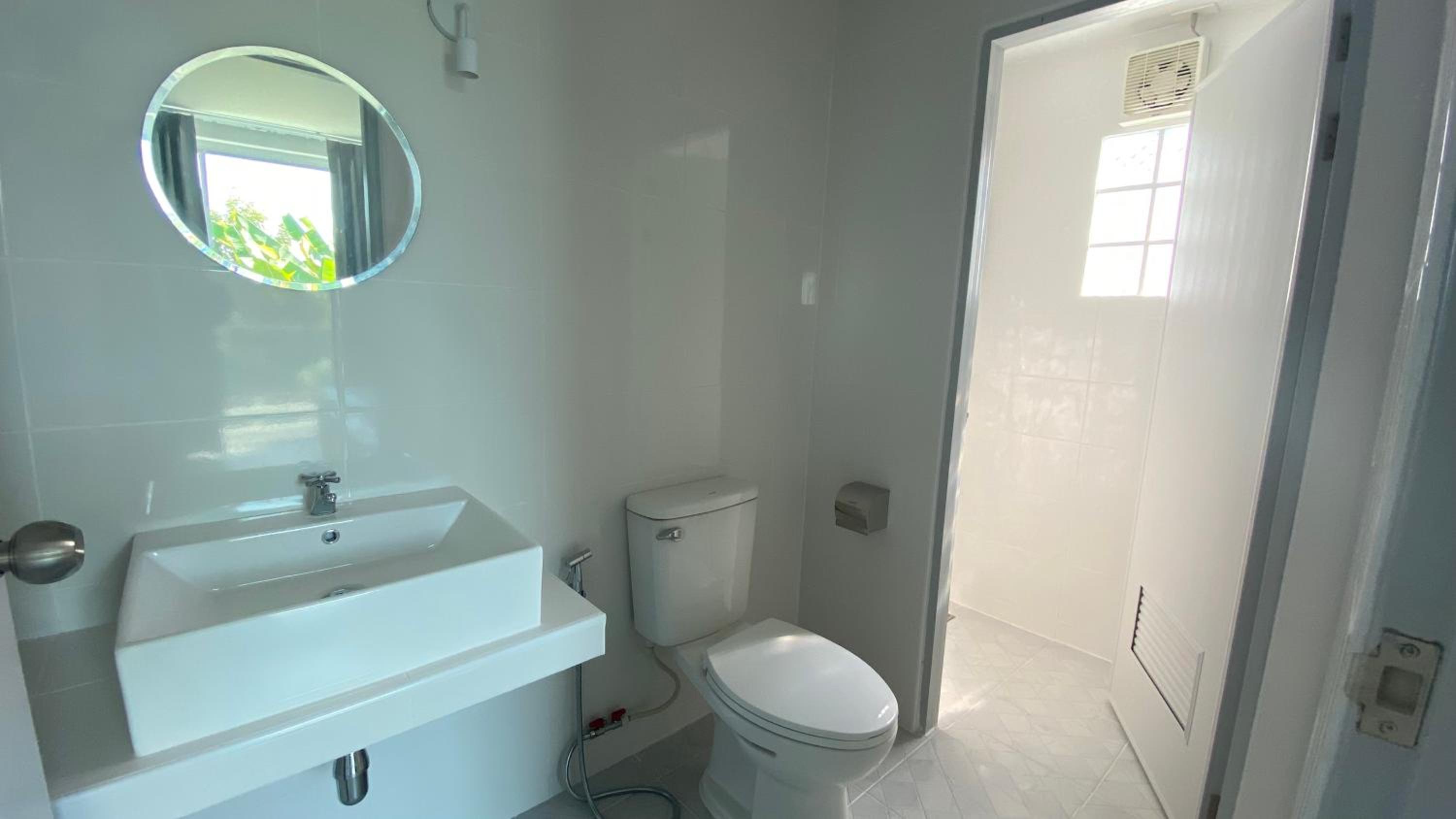 Double Room with Balcony - Photo 5