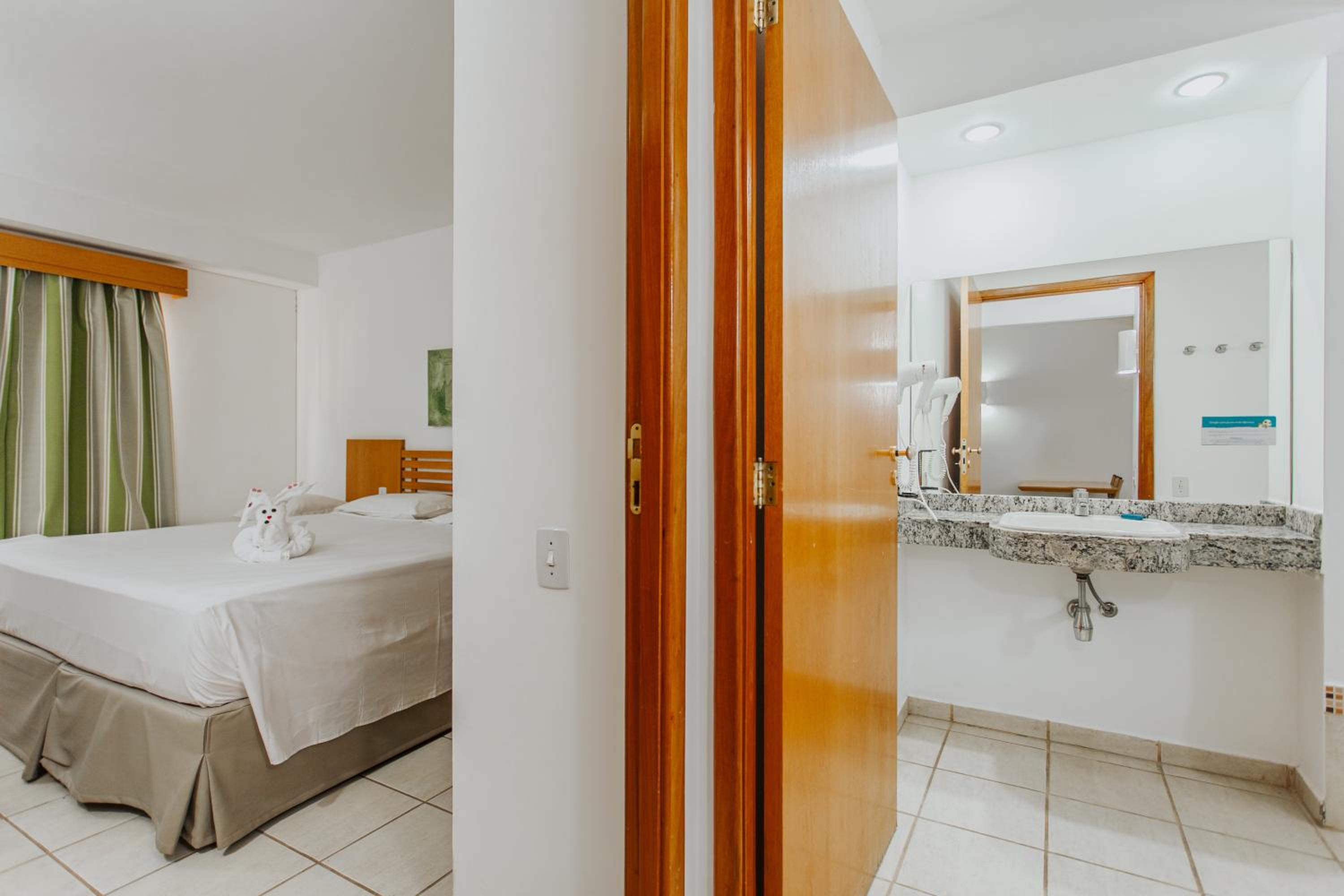Junior Suite with Access to Hot Park and Parque das Fontes