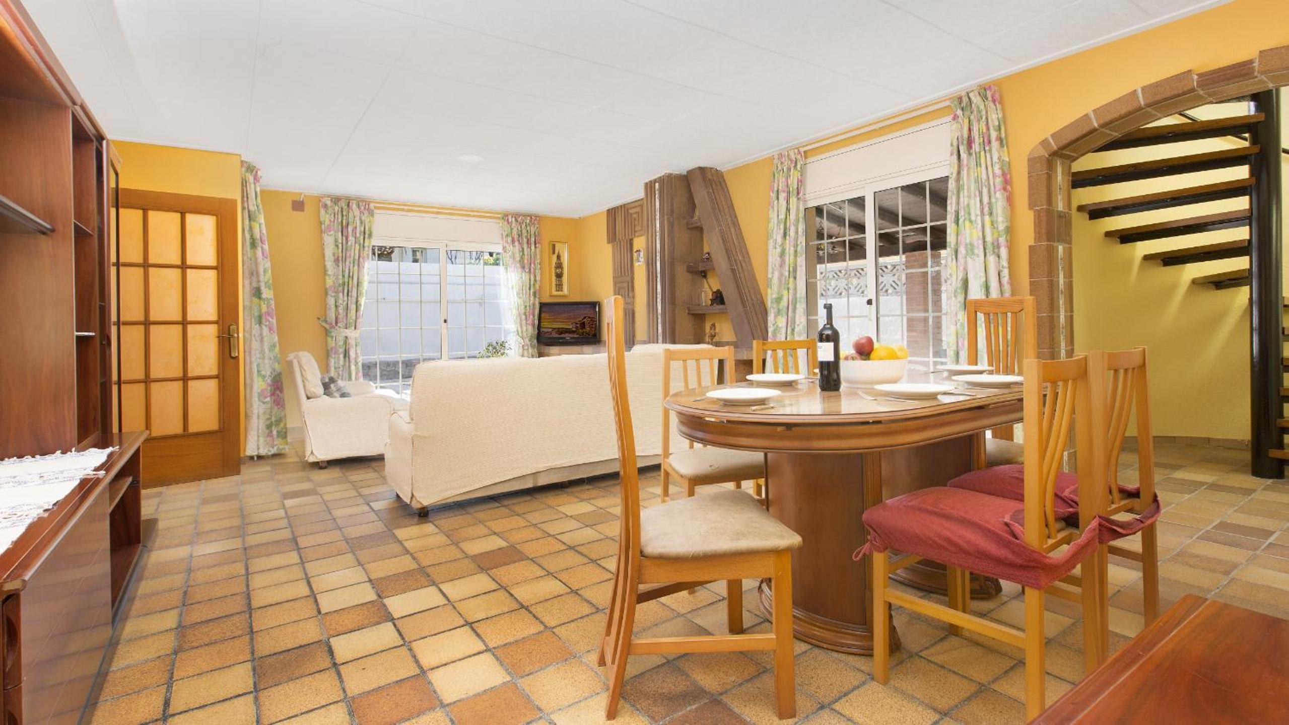 Villa de Cuatro Habitaciones