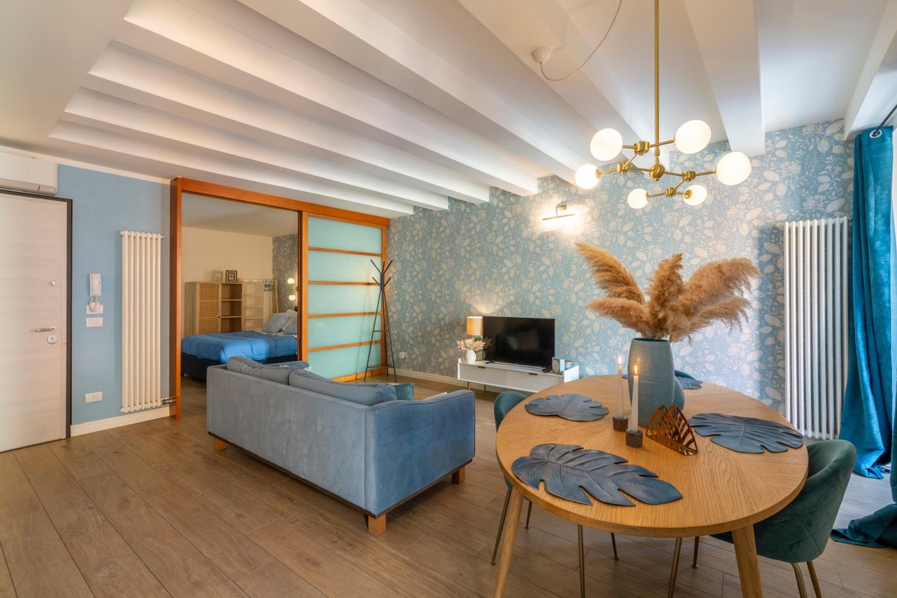 Two-Bedroom Apartment - Photo 3