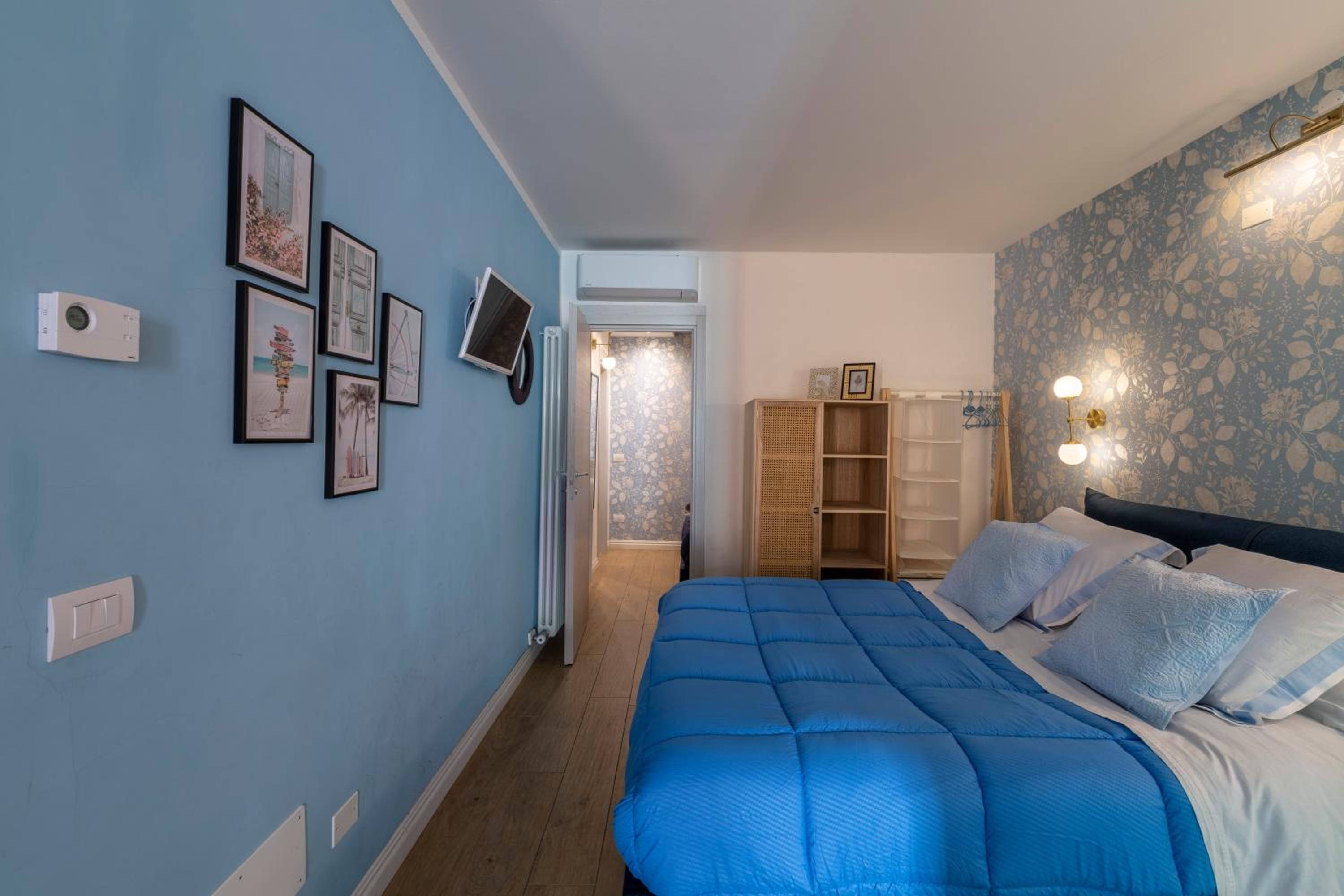 Two-Bedroom Apartment - Photo 18