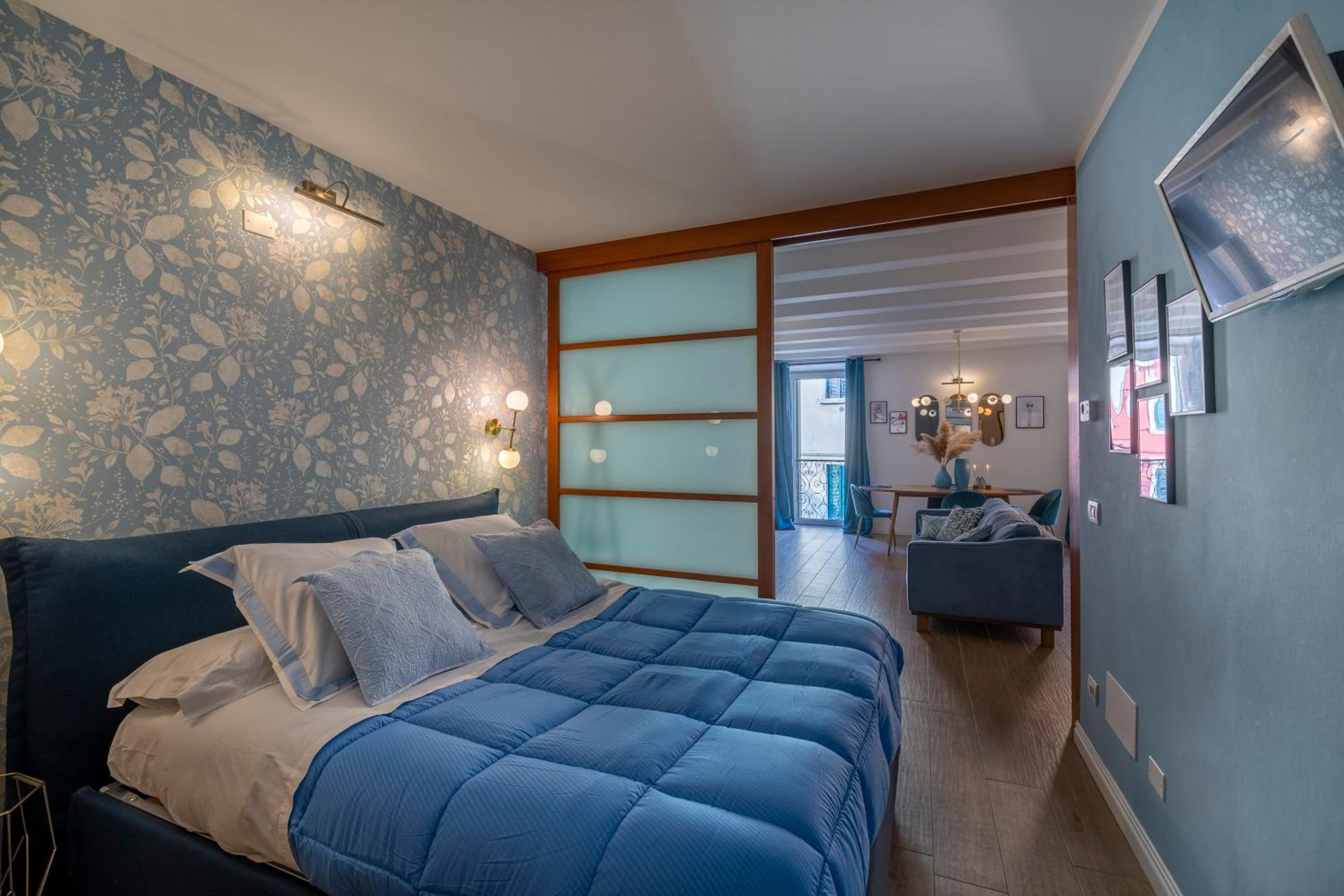 Two-Bedroom Apartment - Photo 14