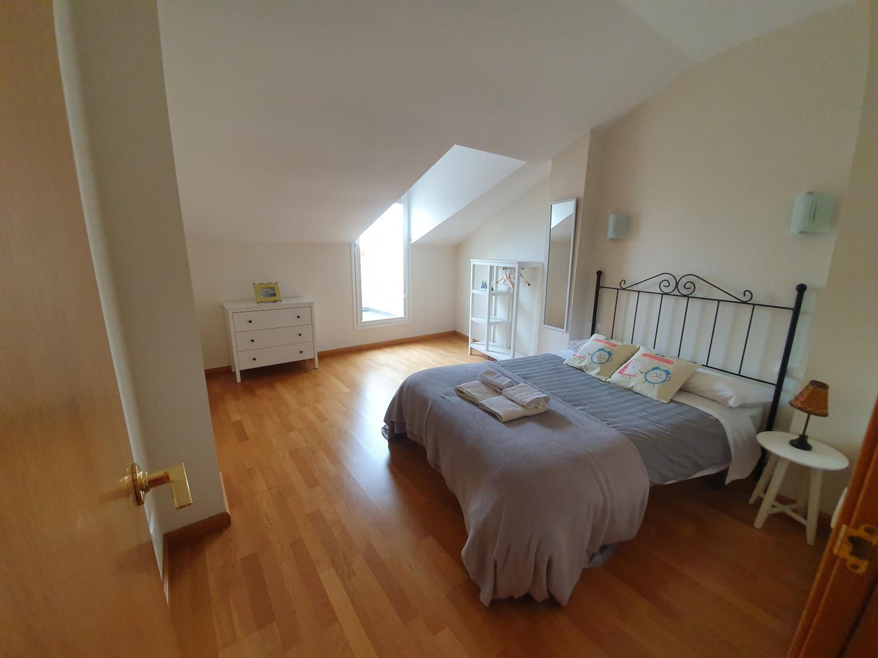 Apartment photo 2