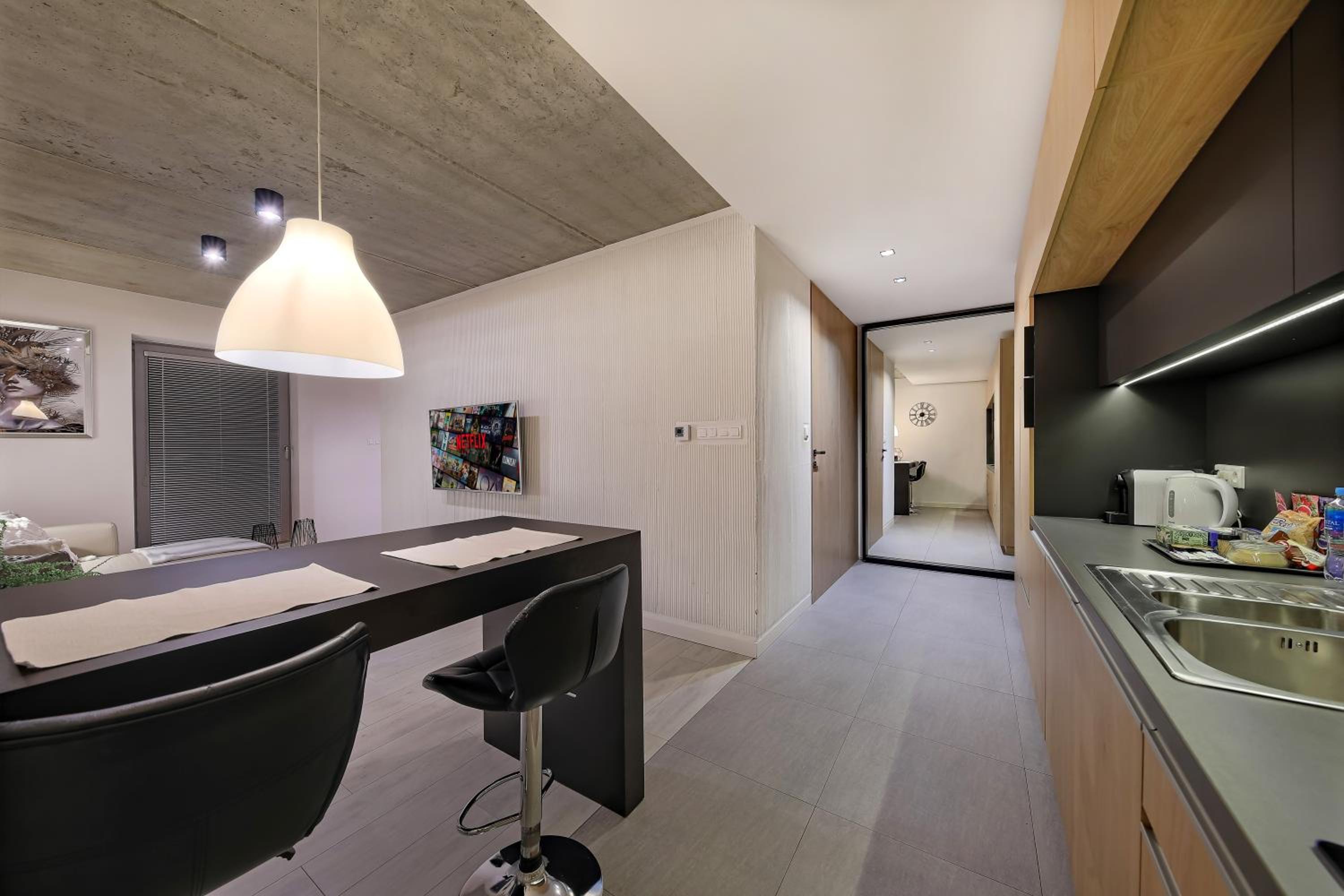 Superior Apartment - Photo 7
