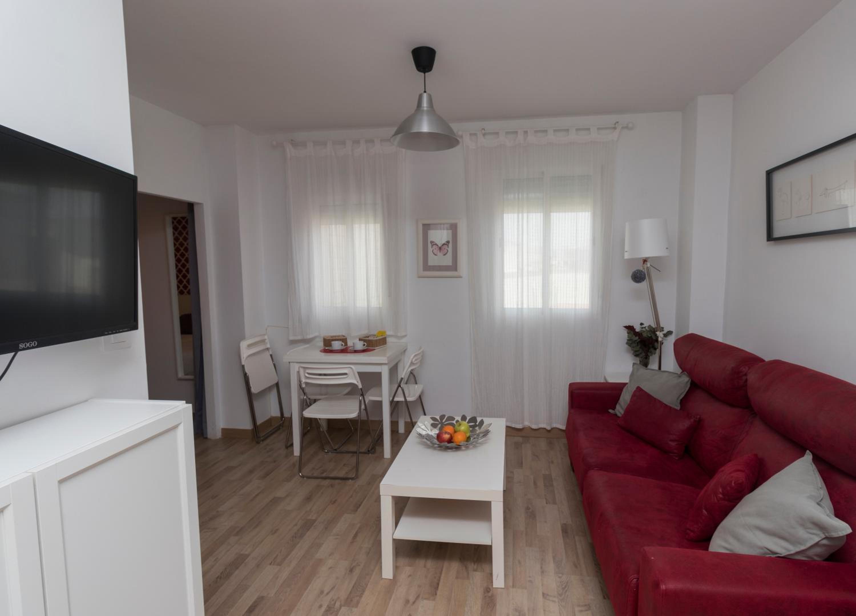 One-Bedroom Apartment - Photo 27