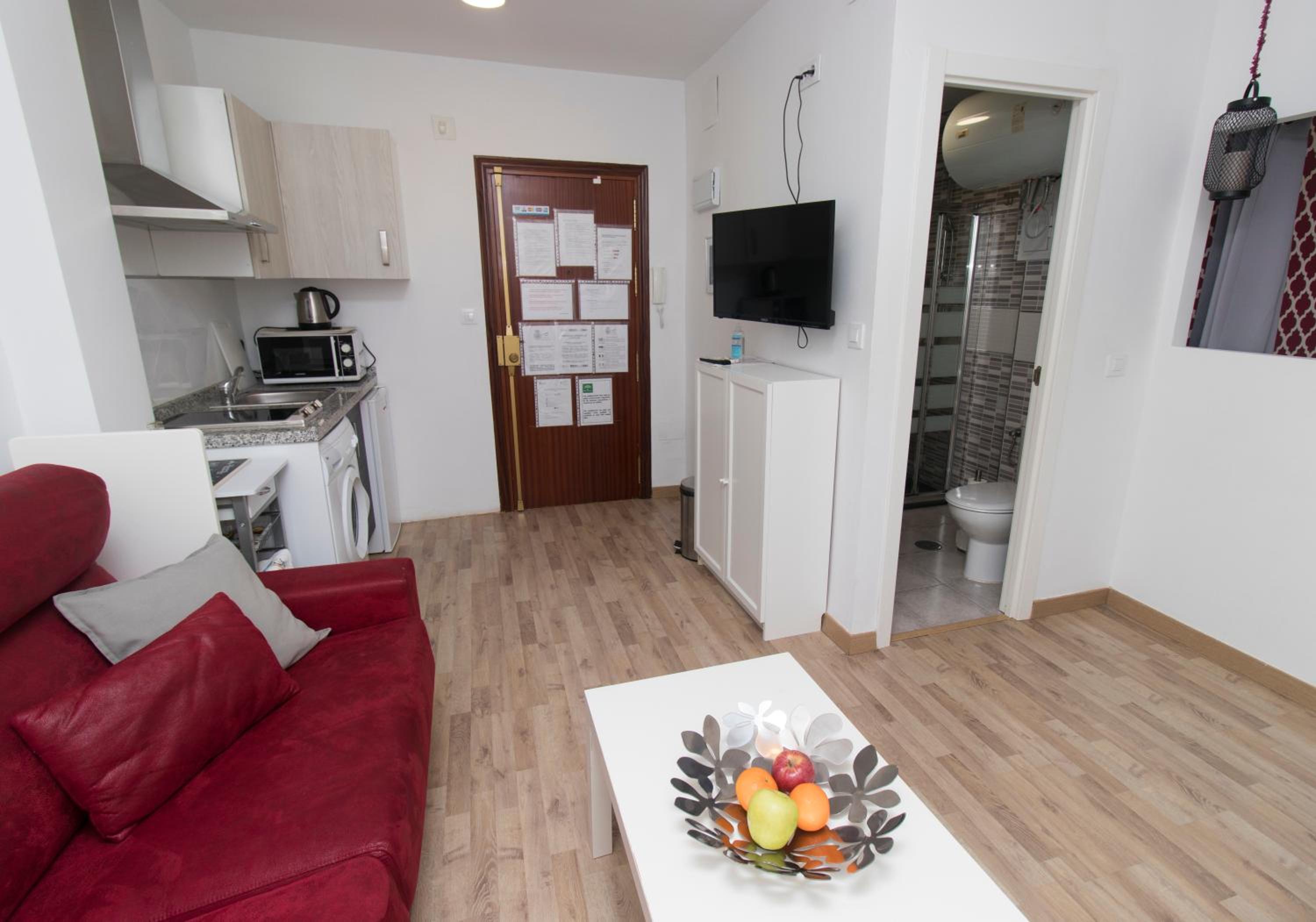 One-Bedroom Apartment - Photo 30