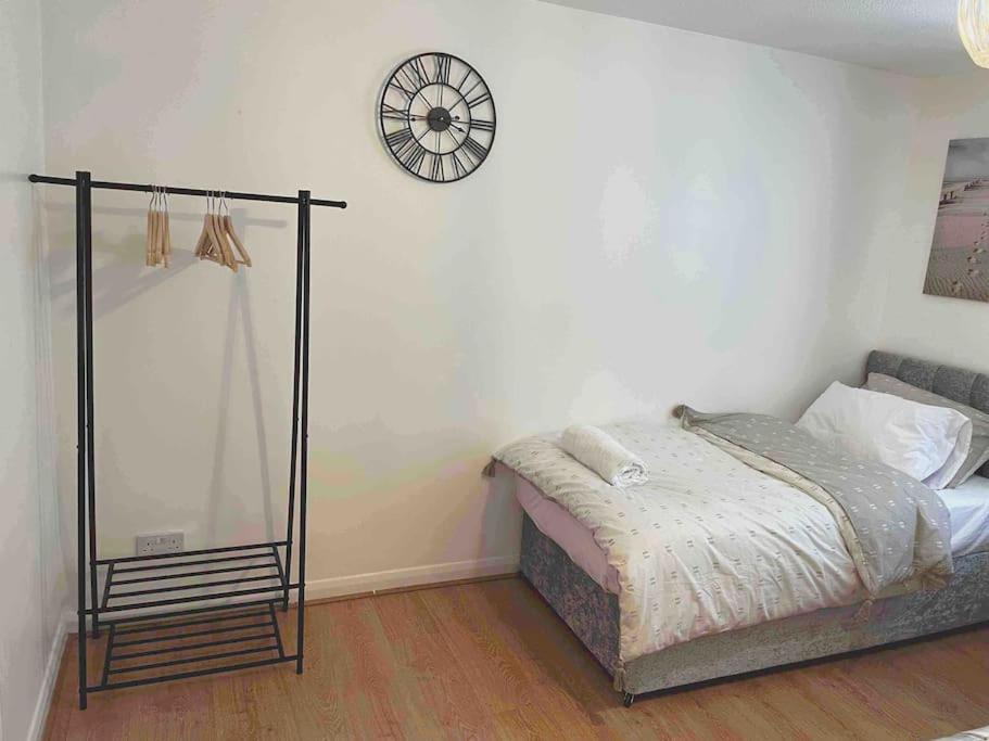 One-Bedroom House photo 2