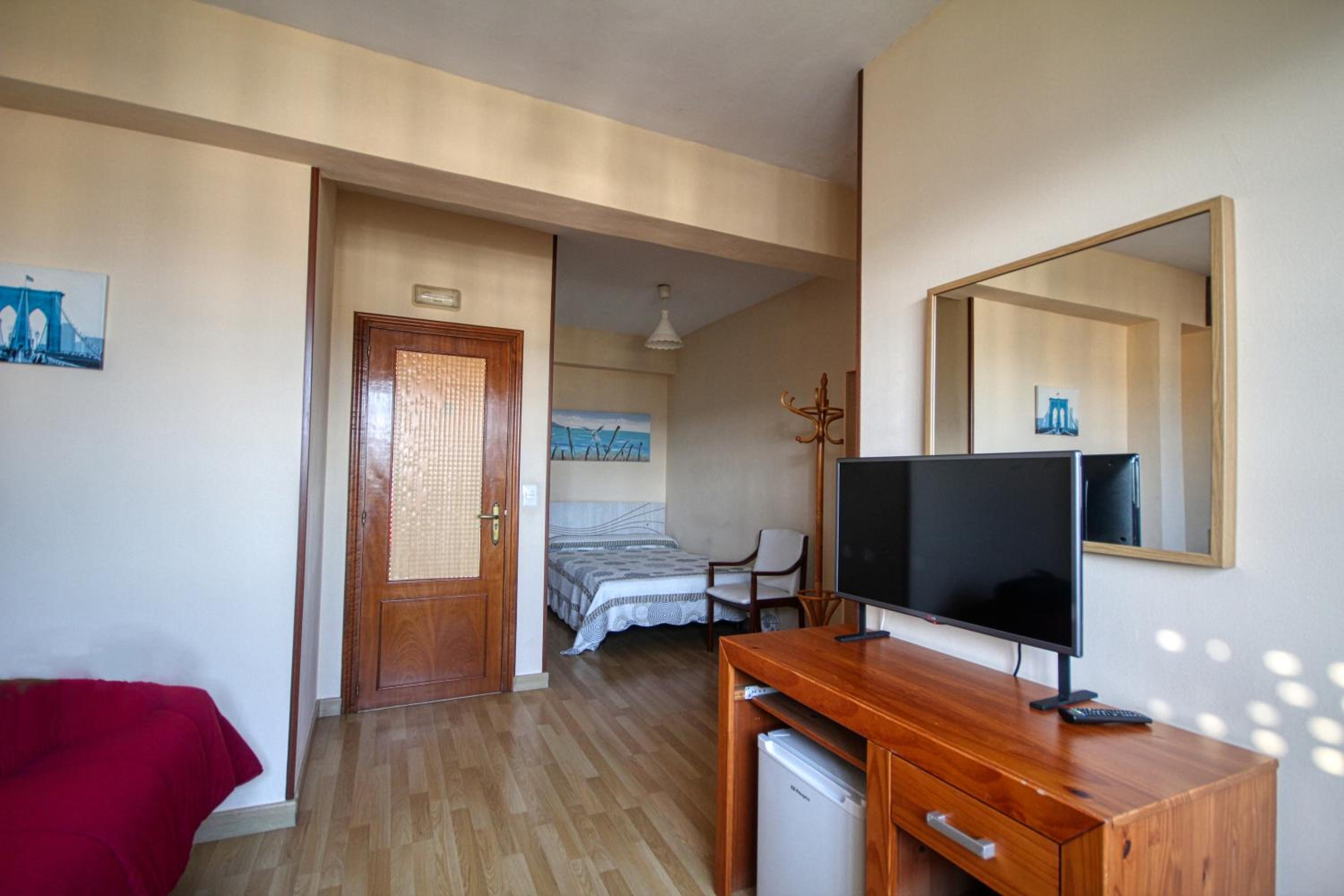 Family Room with Bathroom - Photo 3