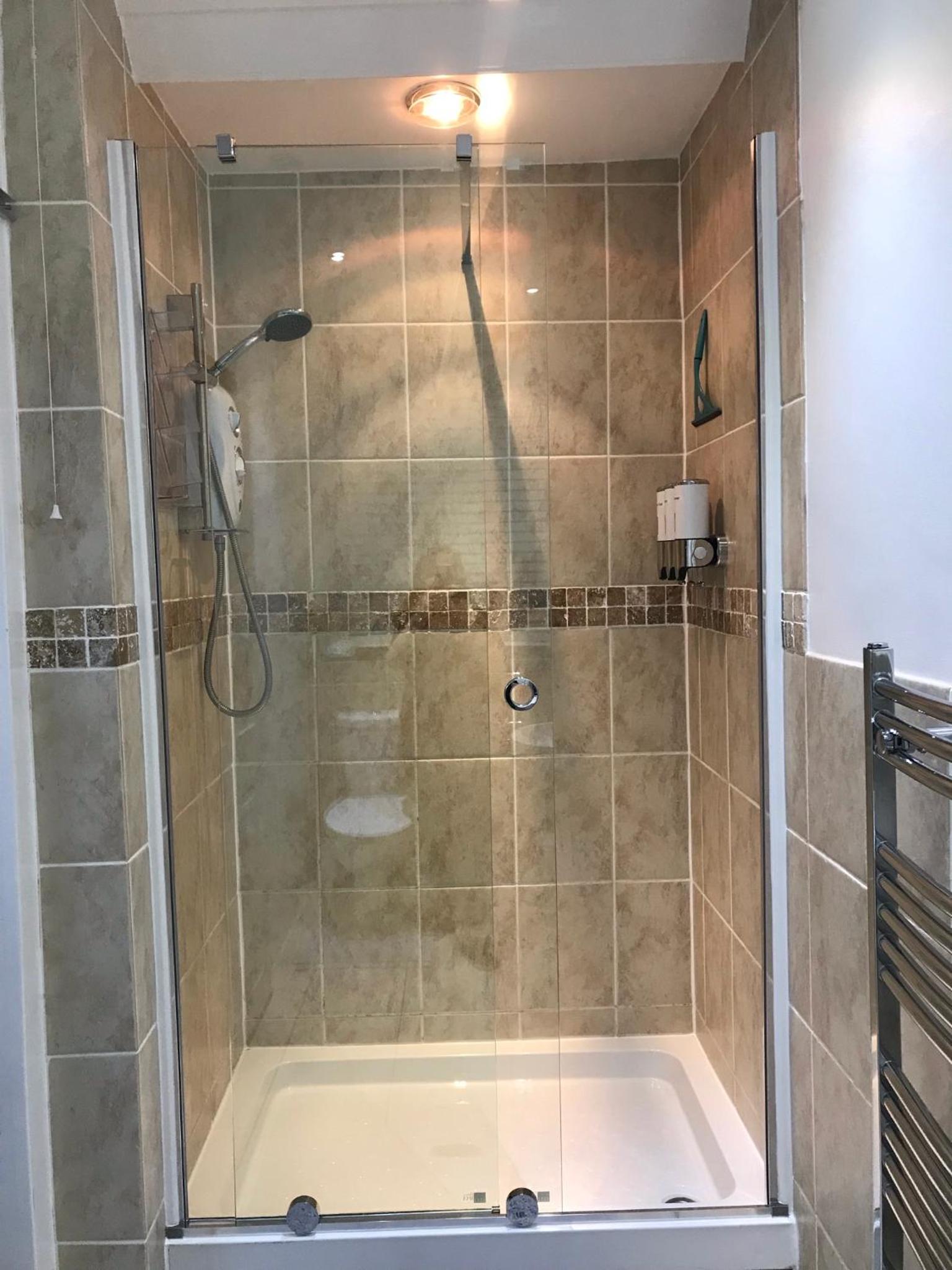 Double Room with Private Bathroom - Photo 3