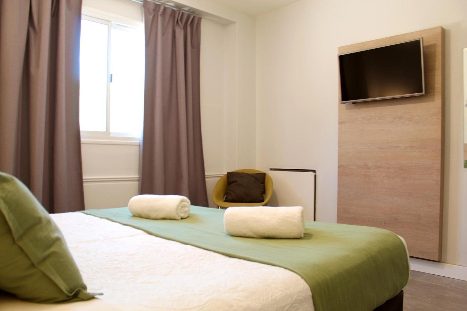 One-Bedroom Apartment (4 Adults) photo 3
