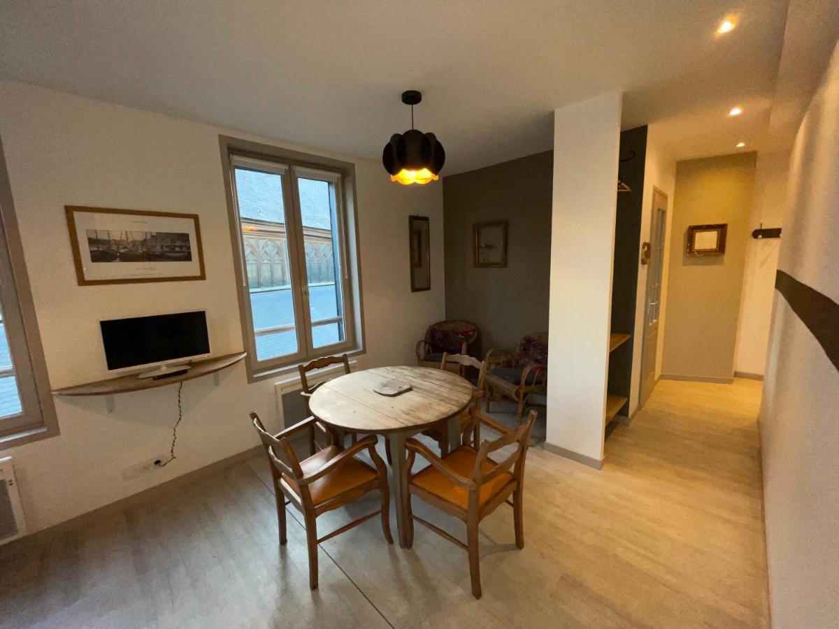 One-Bedroom Apartment - 2nd Floor
