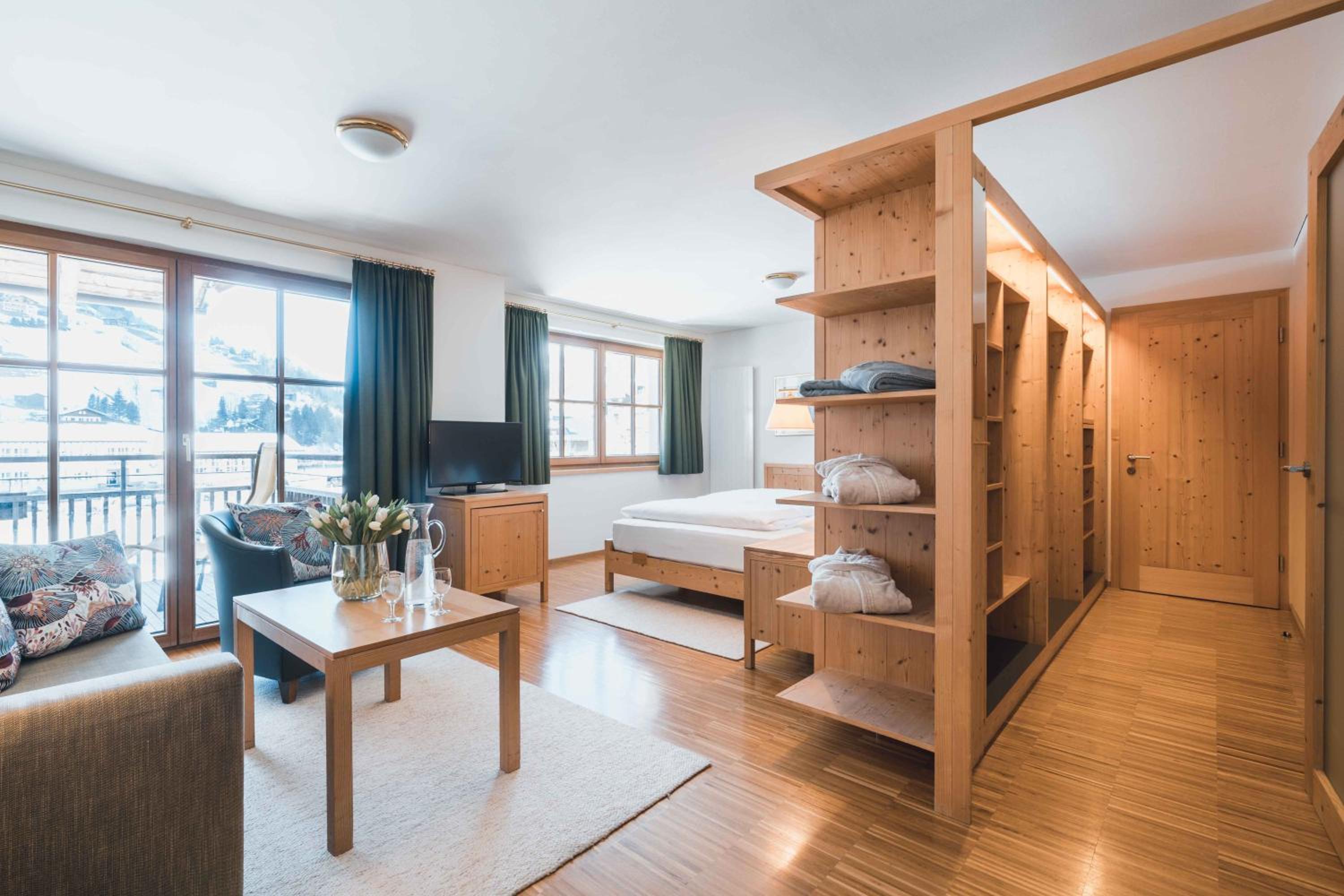 Junior Suite with Balcony