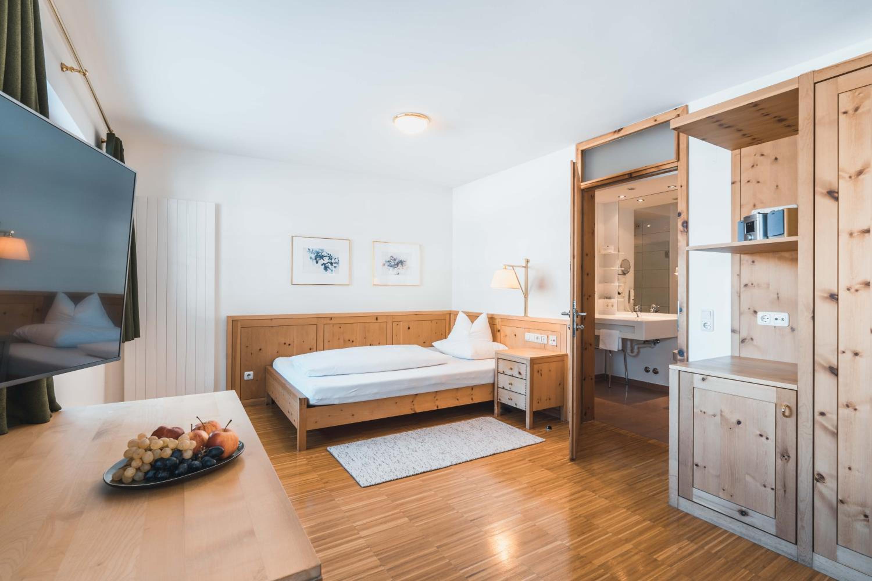 Deluxe Single Room photo 3