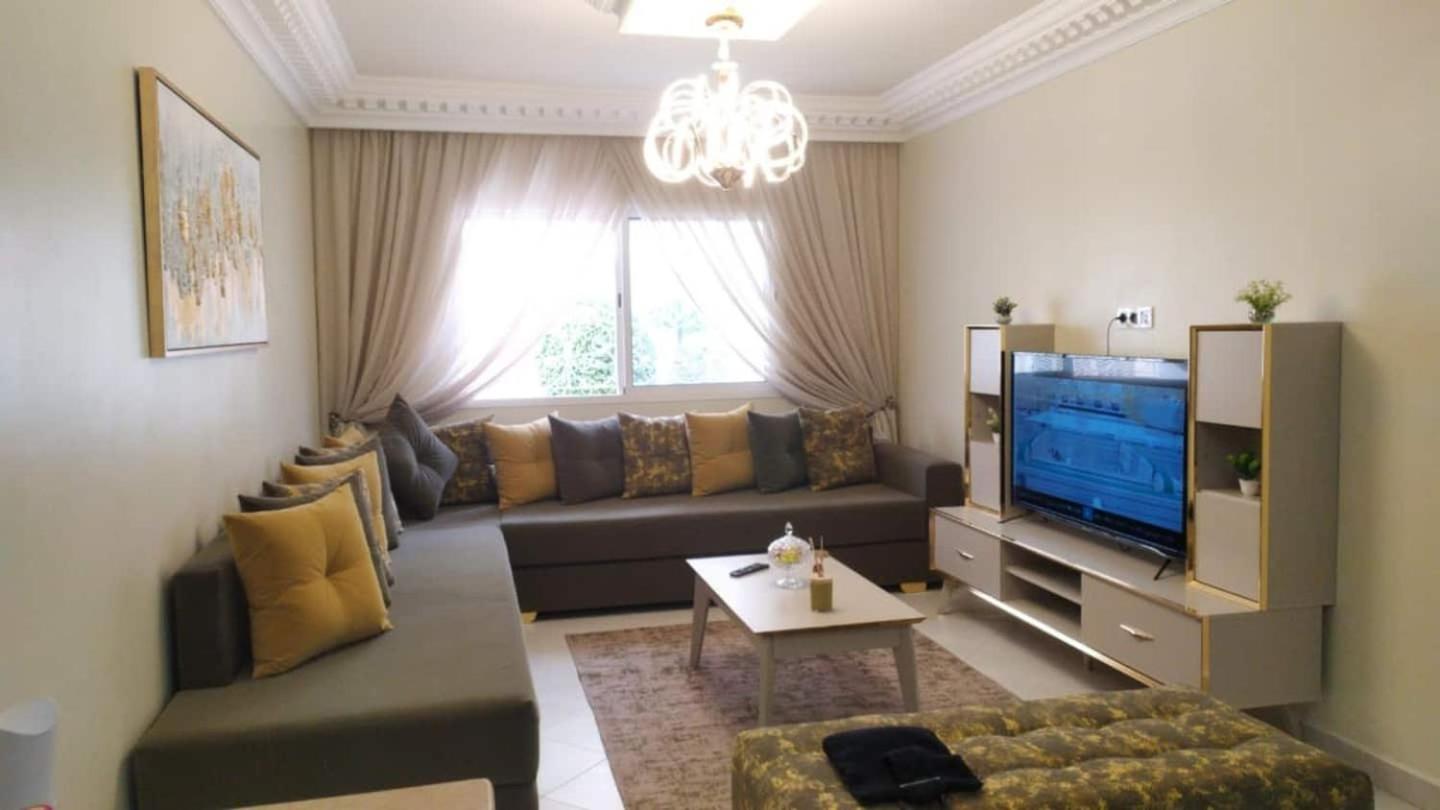 Two-Bedroom Apartment - Photo 3