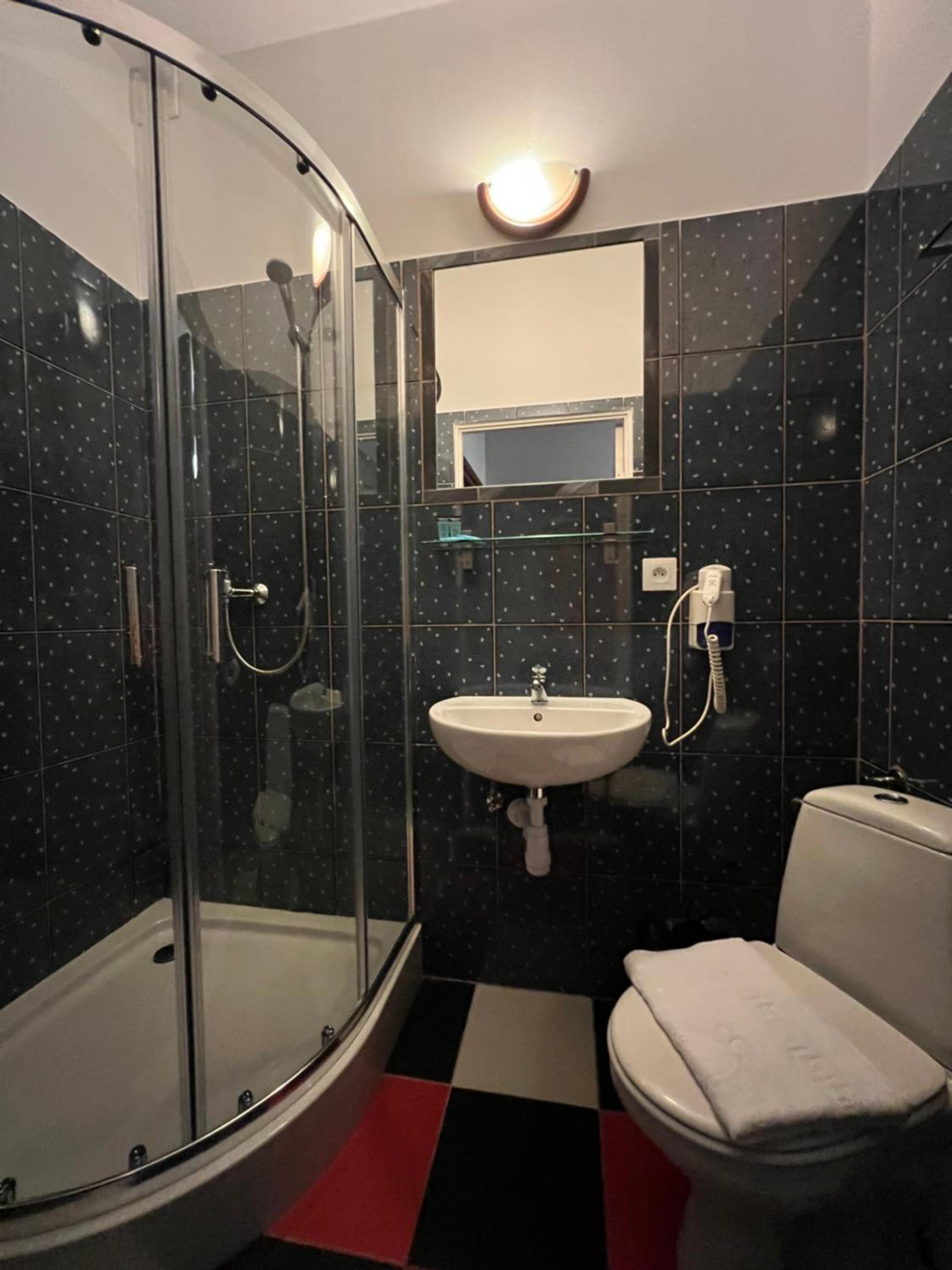 Triple Room - Photo 2