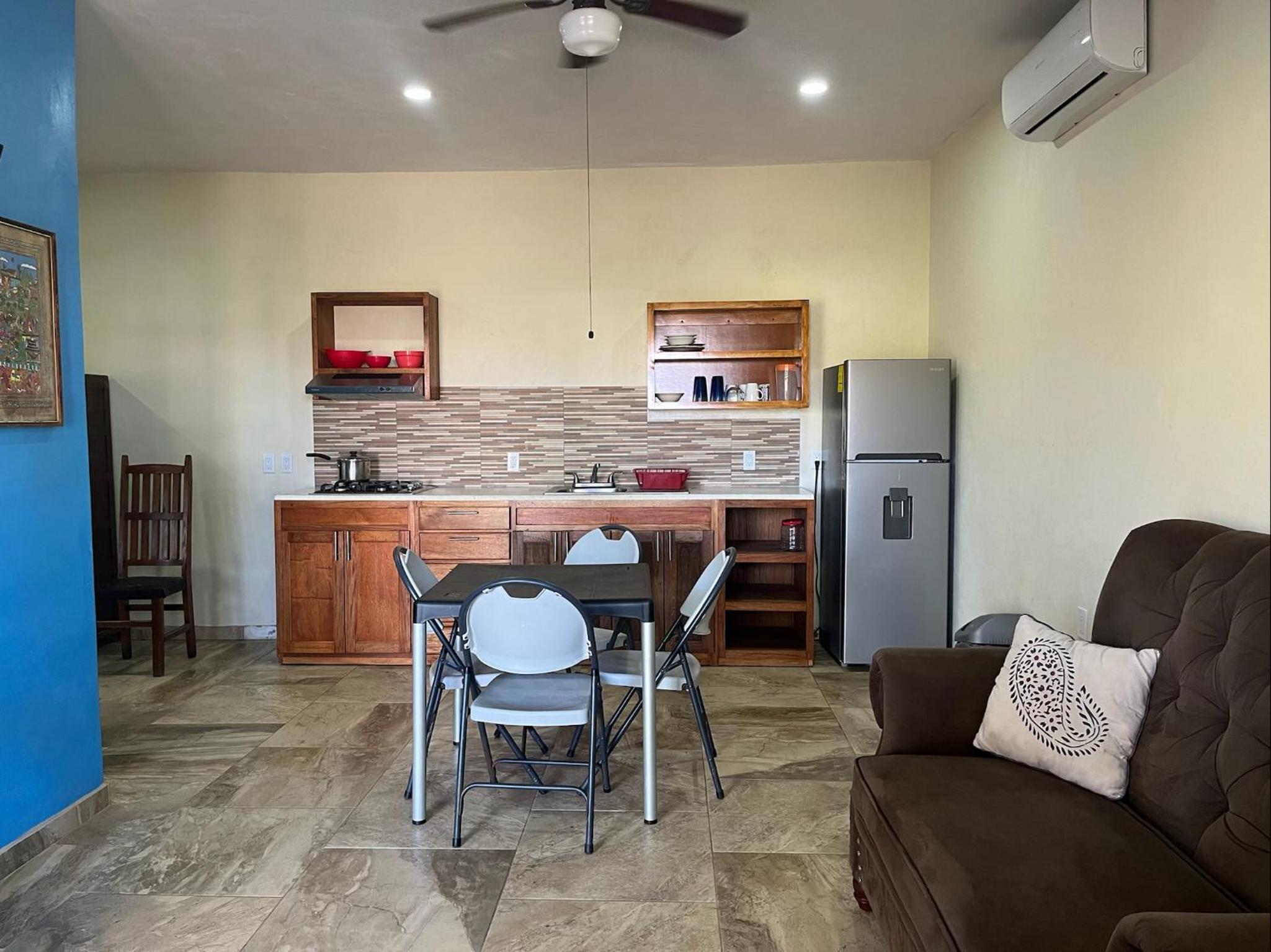 One-Bedroom Apartment - Photo 7