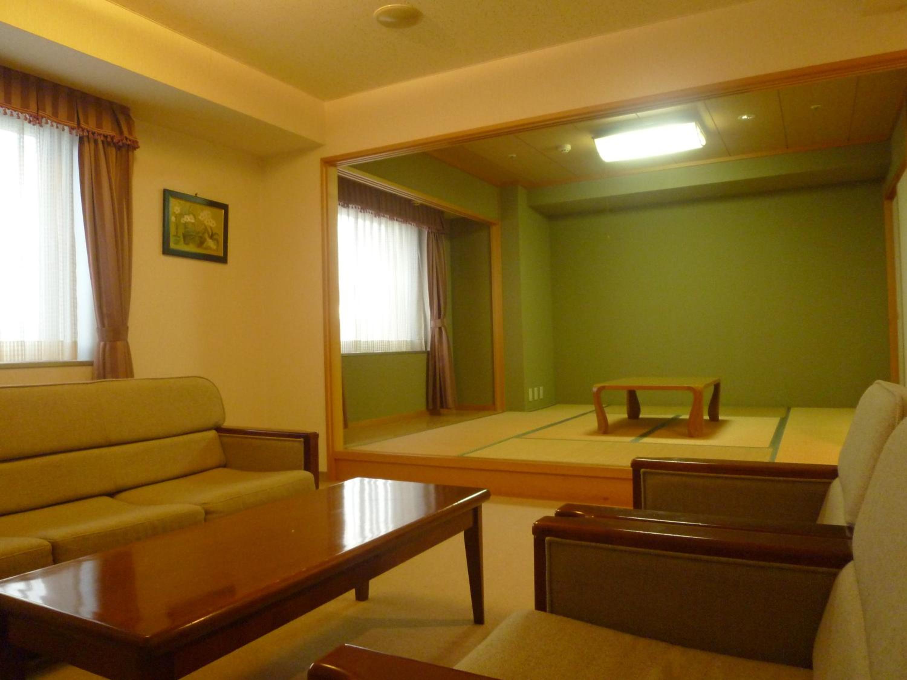 Room with Tatami Area - Non-Smoking photo 2