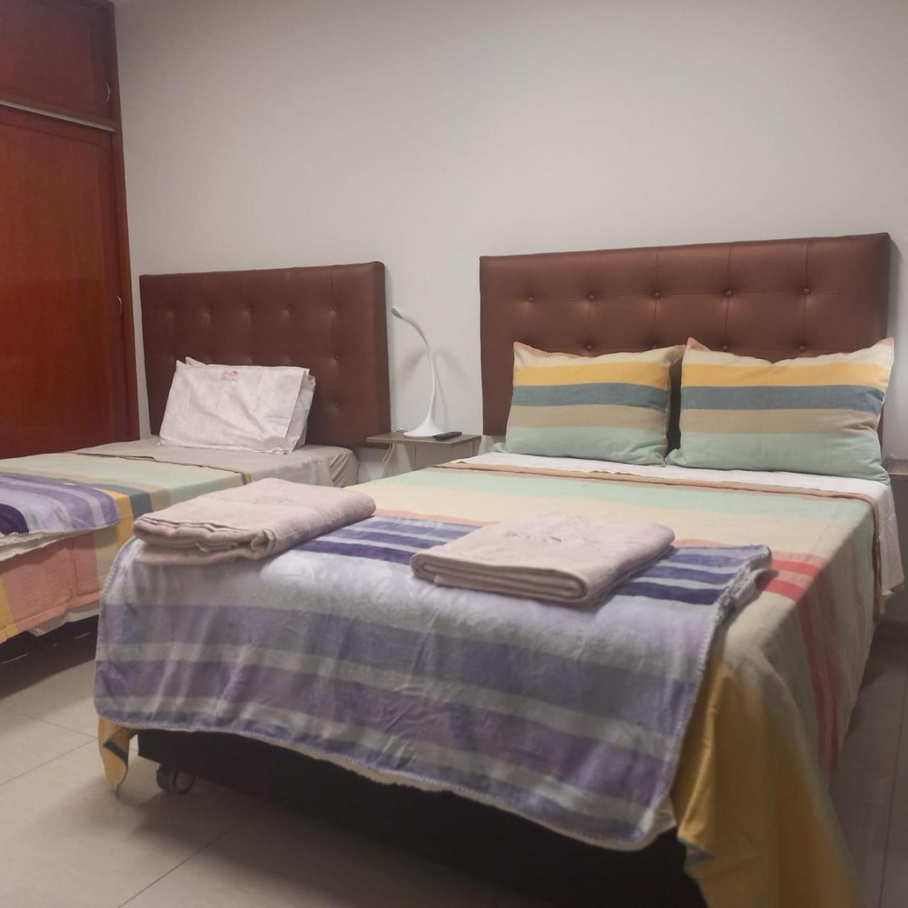 Twin Room with Private Bathroom photo 3