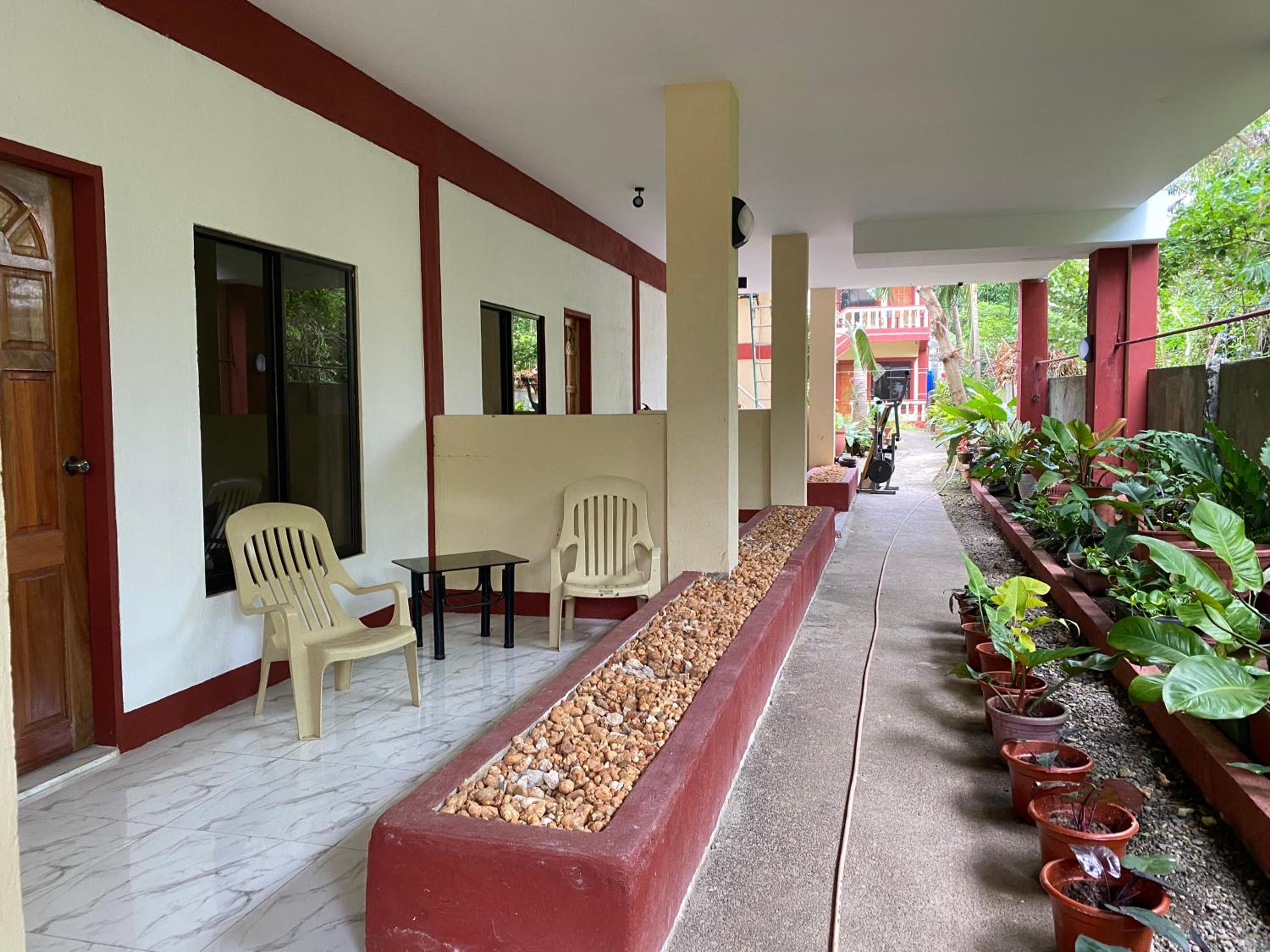 Queen Room with Garden View photo 1
