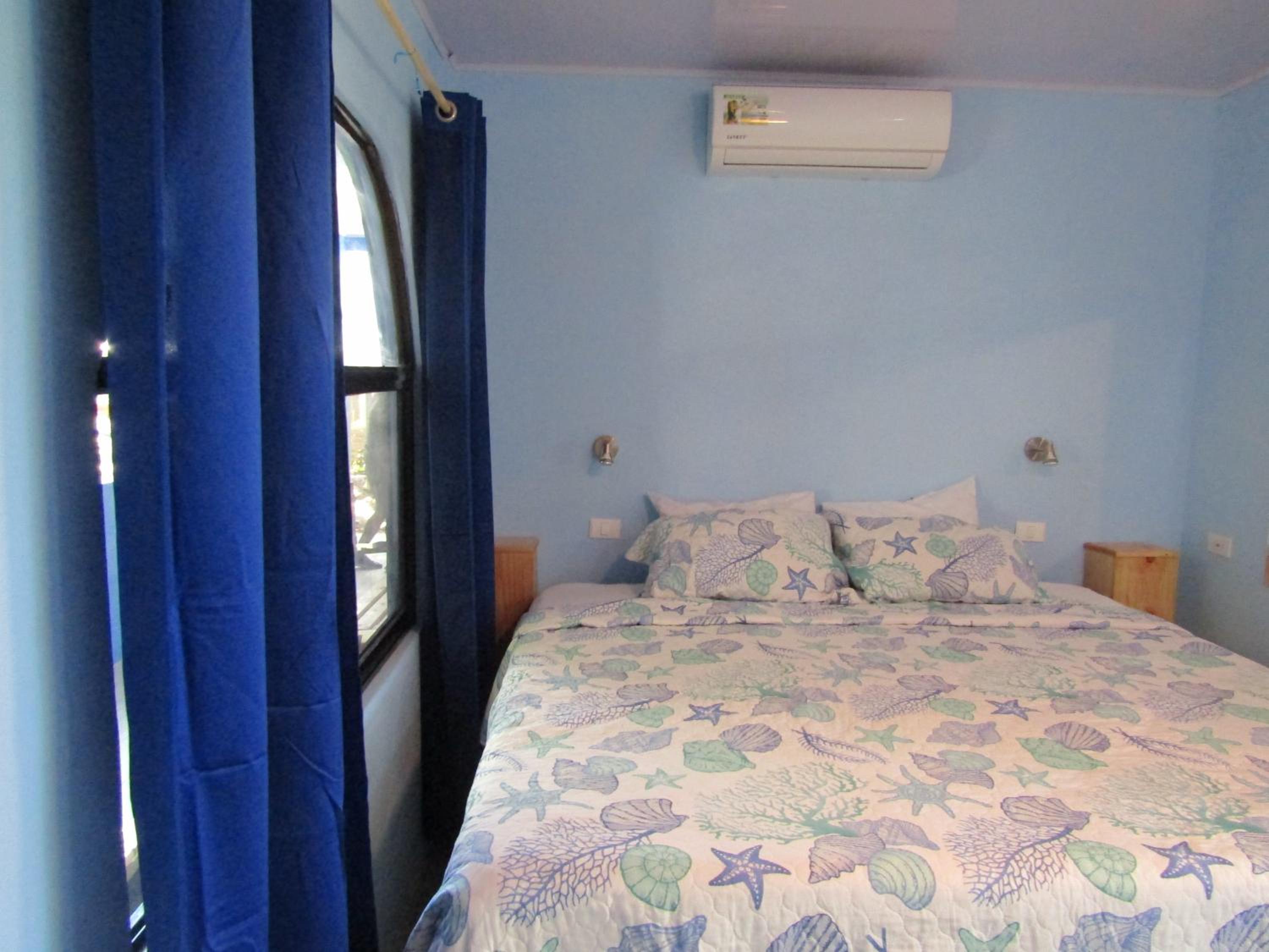 Deluxe Double Room with Balcony photo 2