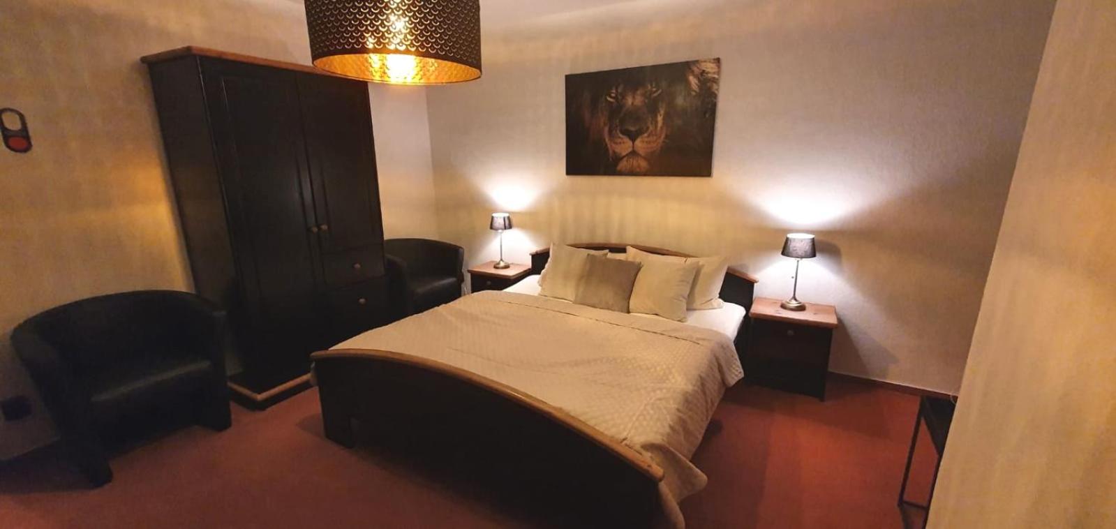 Double Room - Photo 14