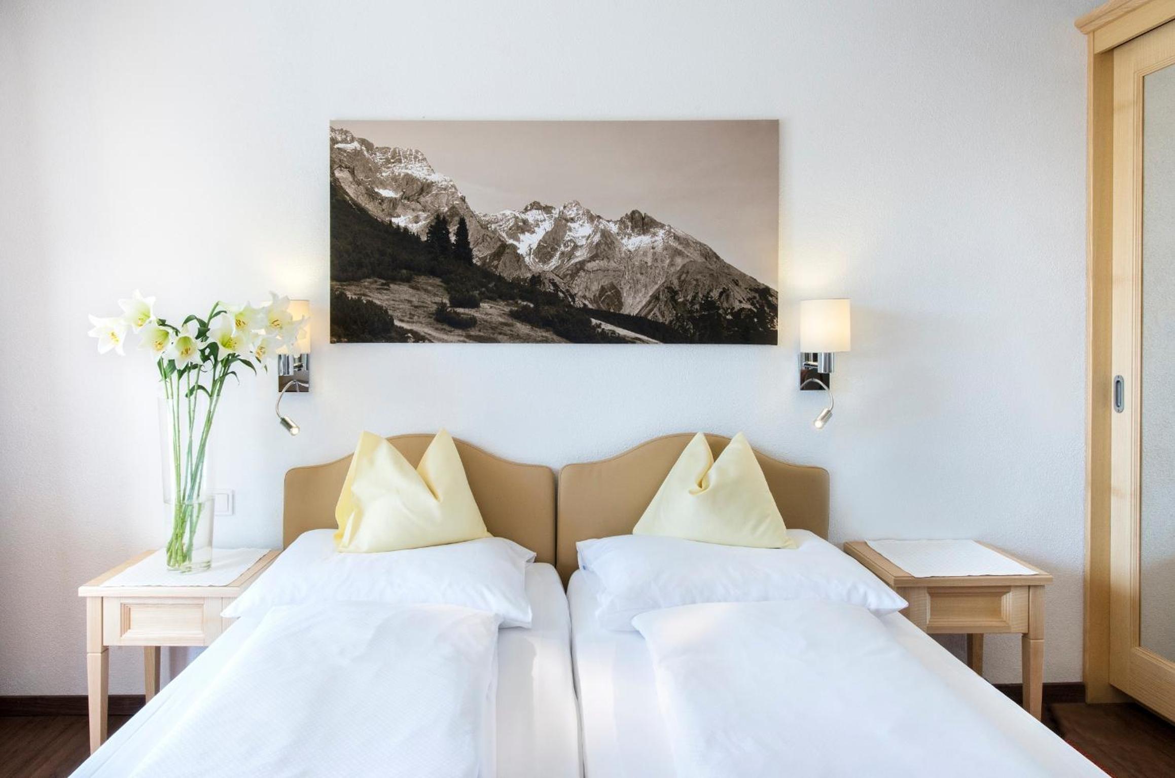 Double Room with Balcony photo 3