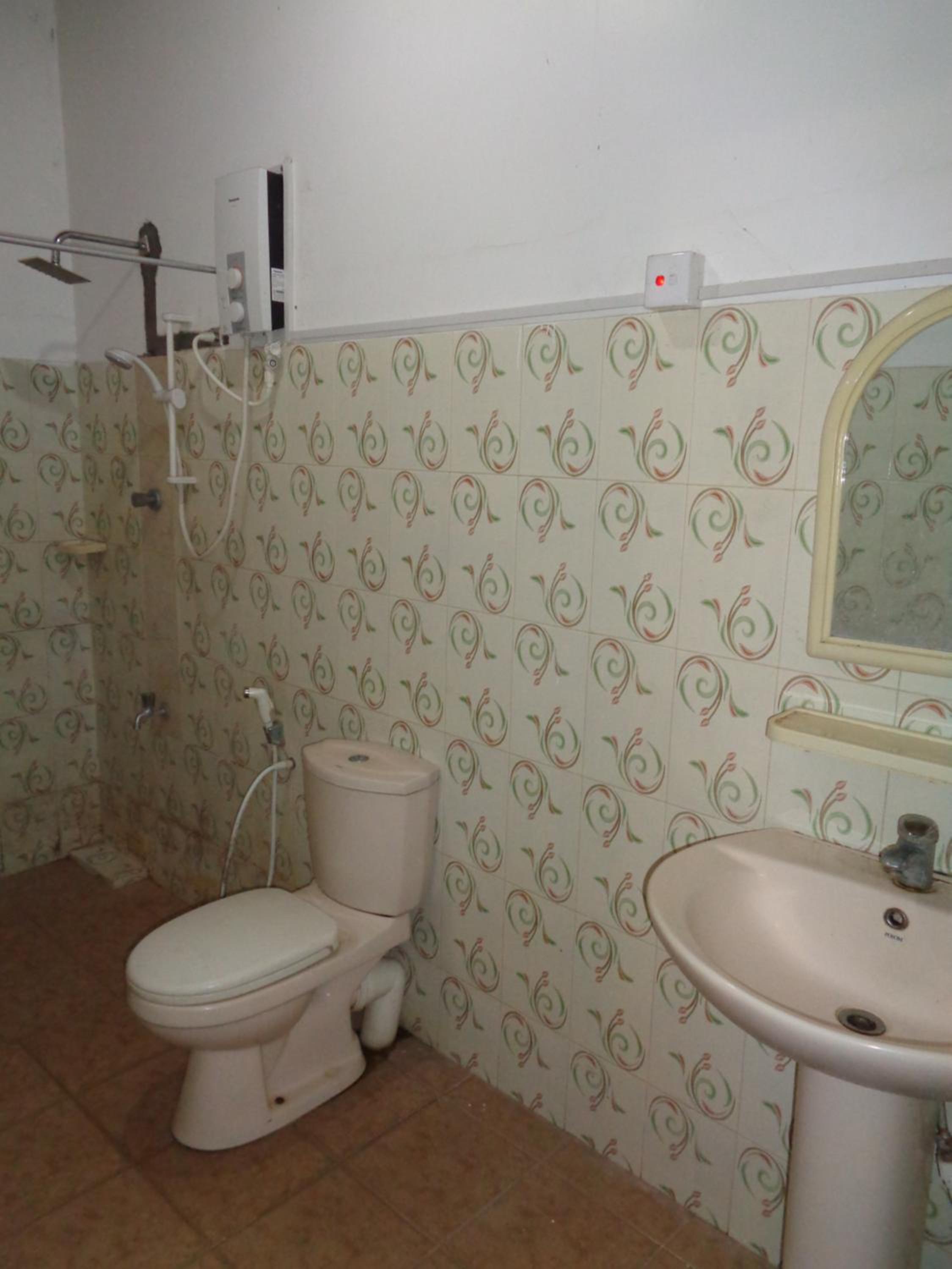Family Room photo 2