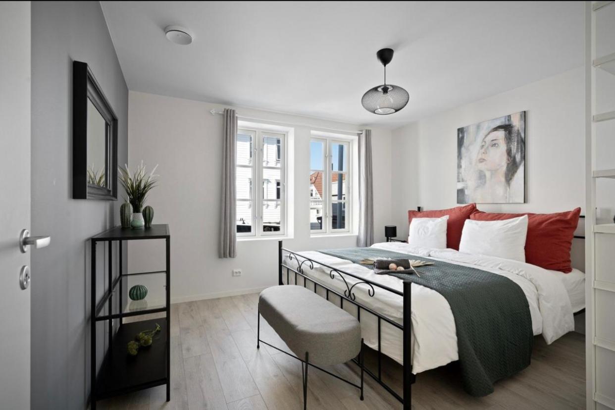 Two-Bedroom Apartment - Photo 1