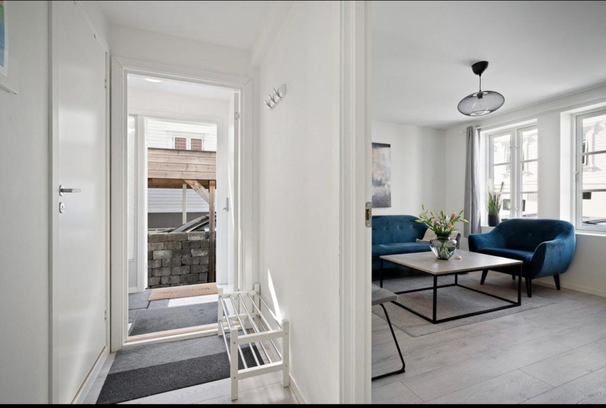 Two-Bedroom Apartment - Photo 11