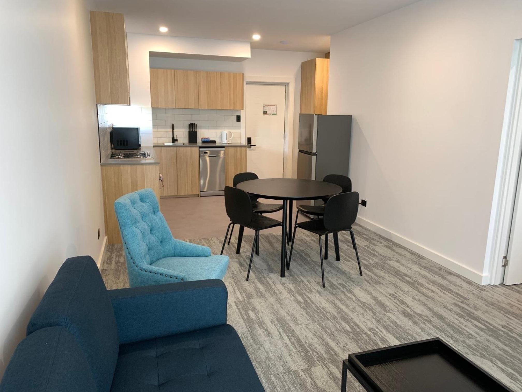 Superior 2B Apartment - Non Pet Friendly - Photo 3
