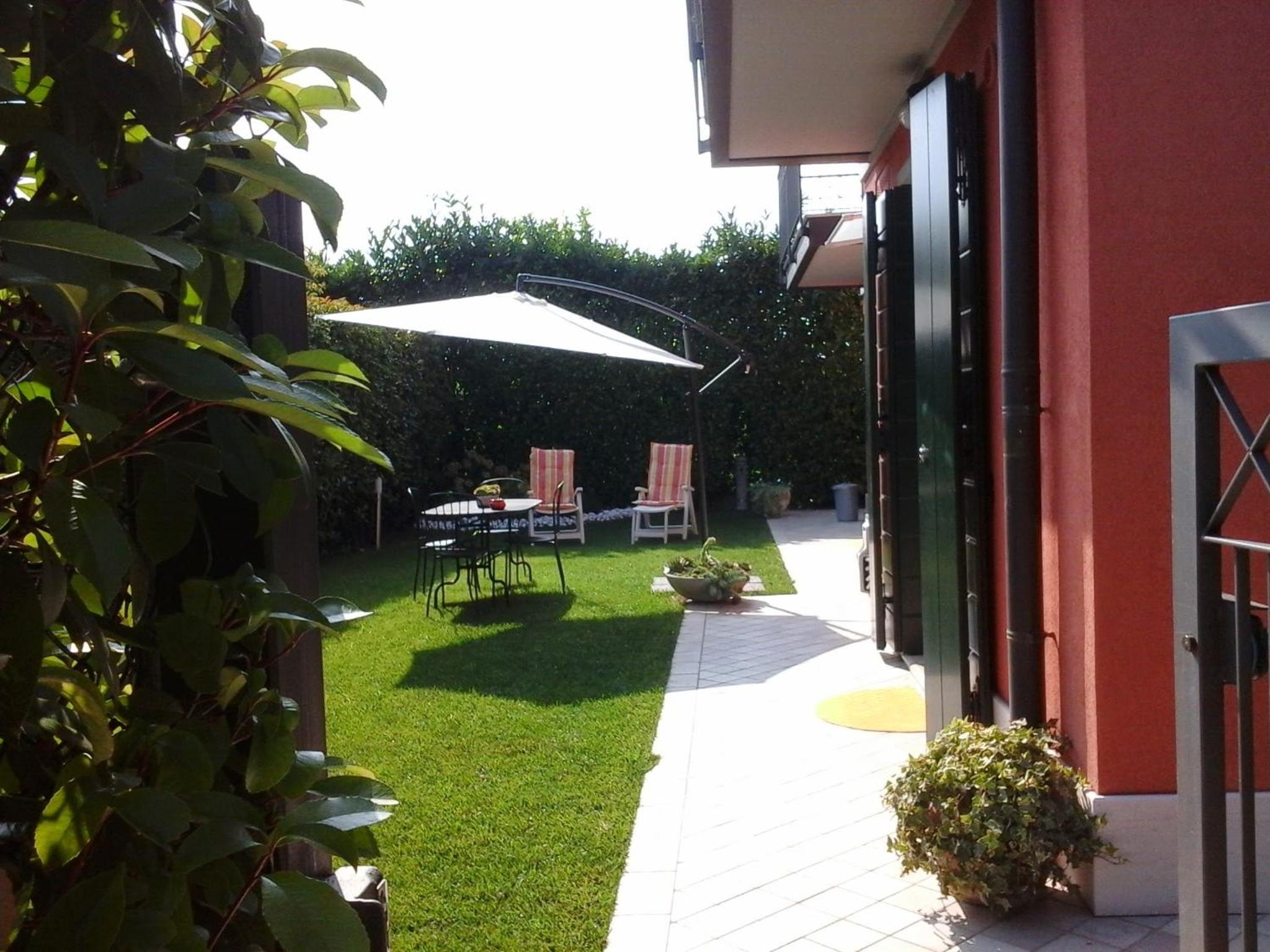 Deluxe Double or Twin Room with Garden View photo 3