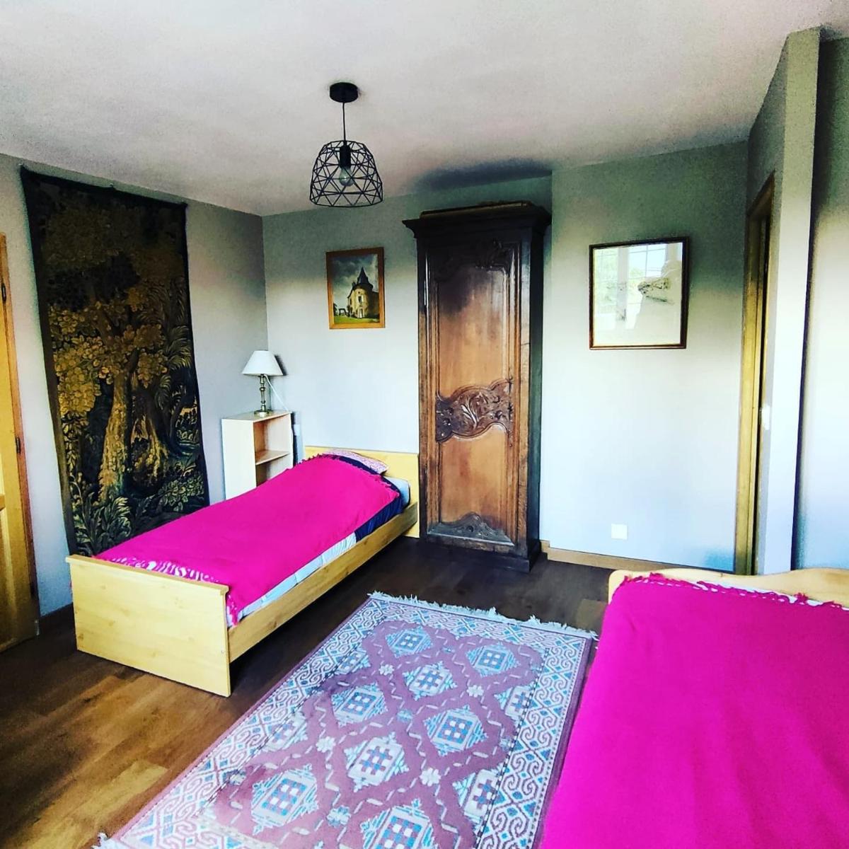 Twin Room with Private Bathroom