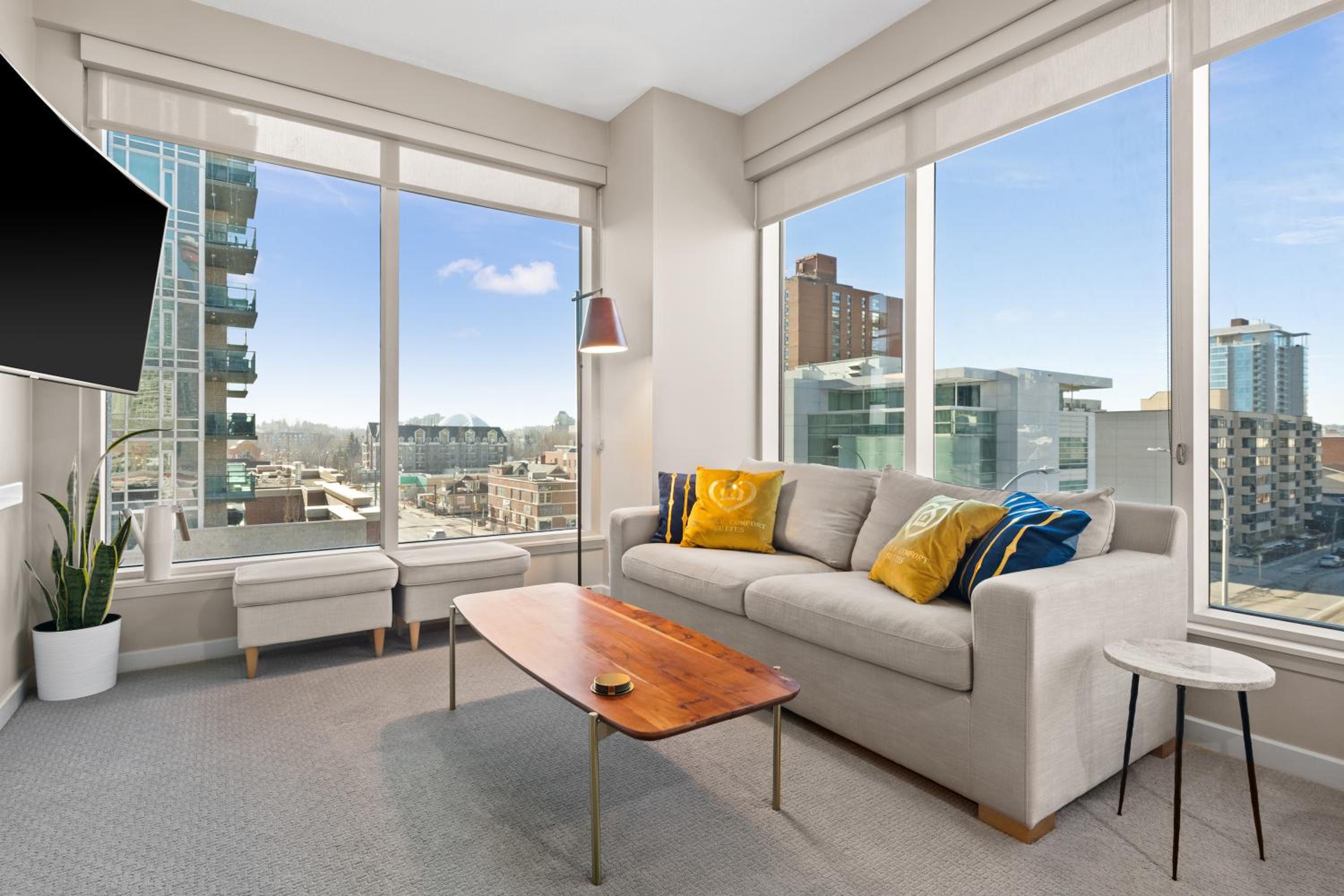 Apartment With Terrace photo 2