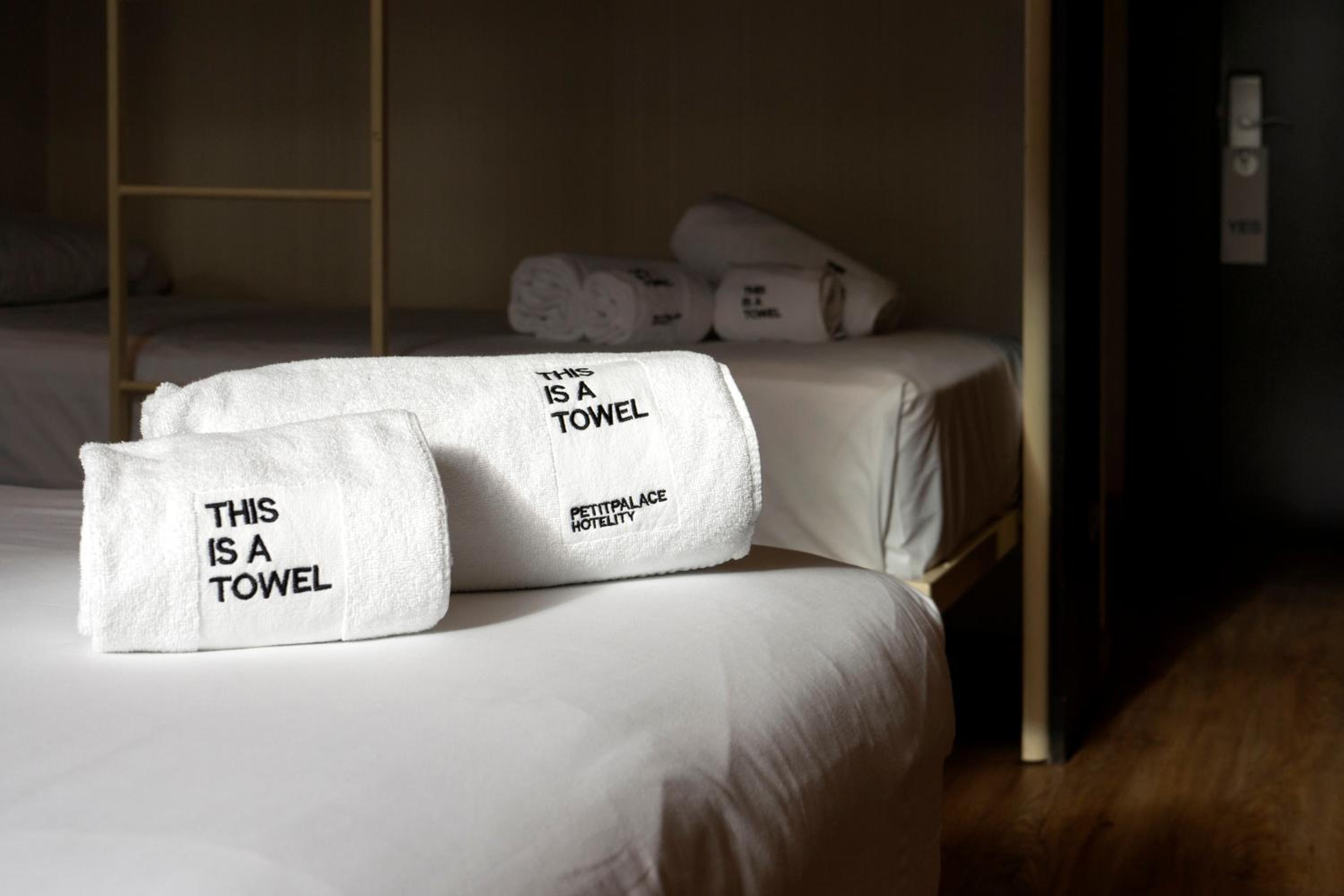 Quintuple Room (5 Adults) photo 2