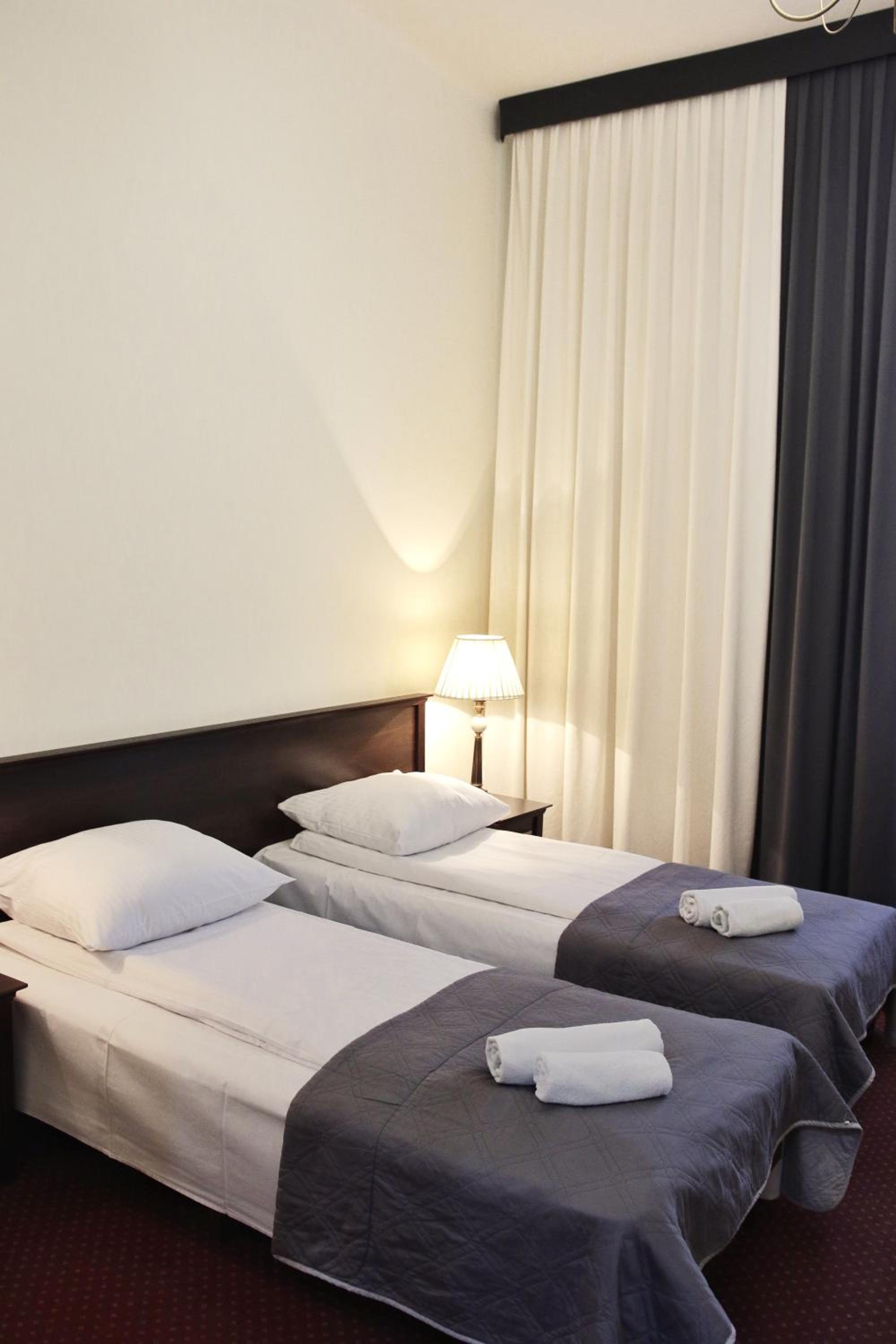 Double Room - Photo 1