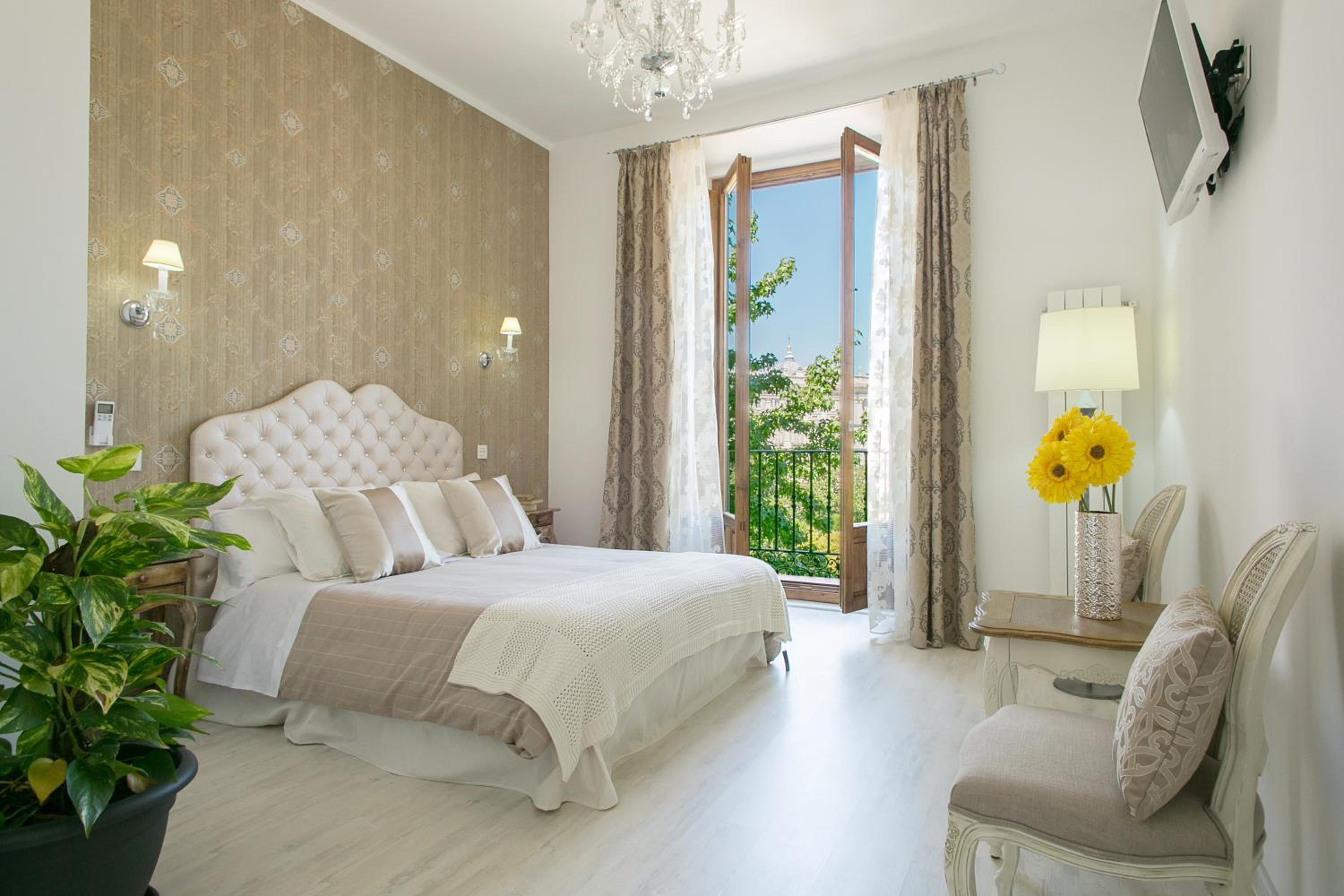 Double Room with Panoramic View photo 2