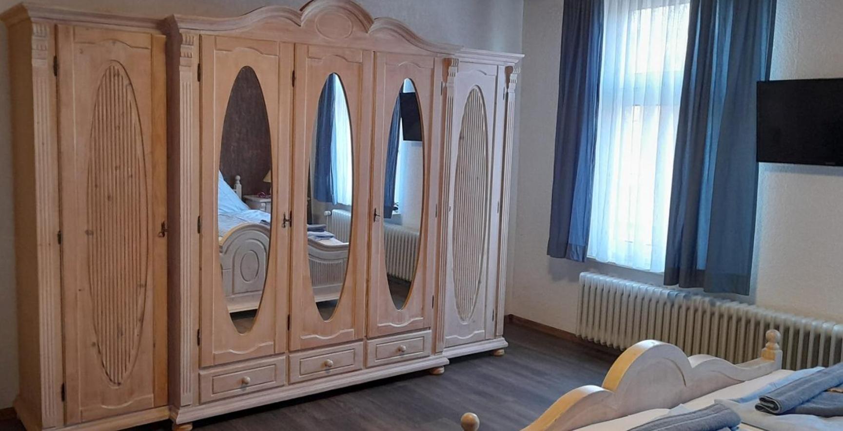 Double Room - Photo 5