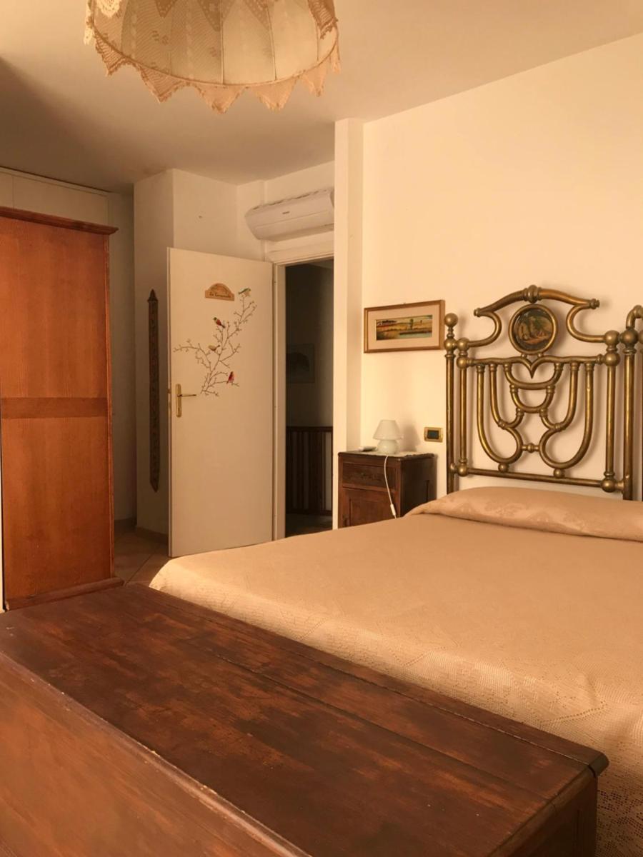 Deluxe Room (2 Adults + 1 Child) photo 2