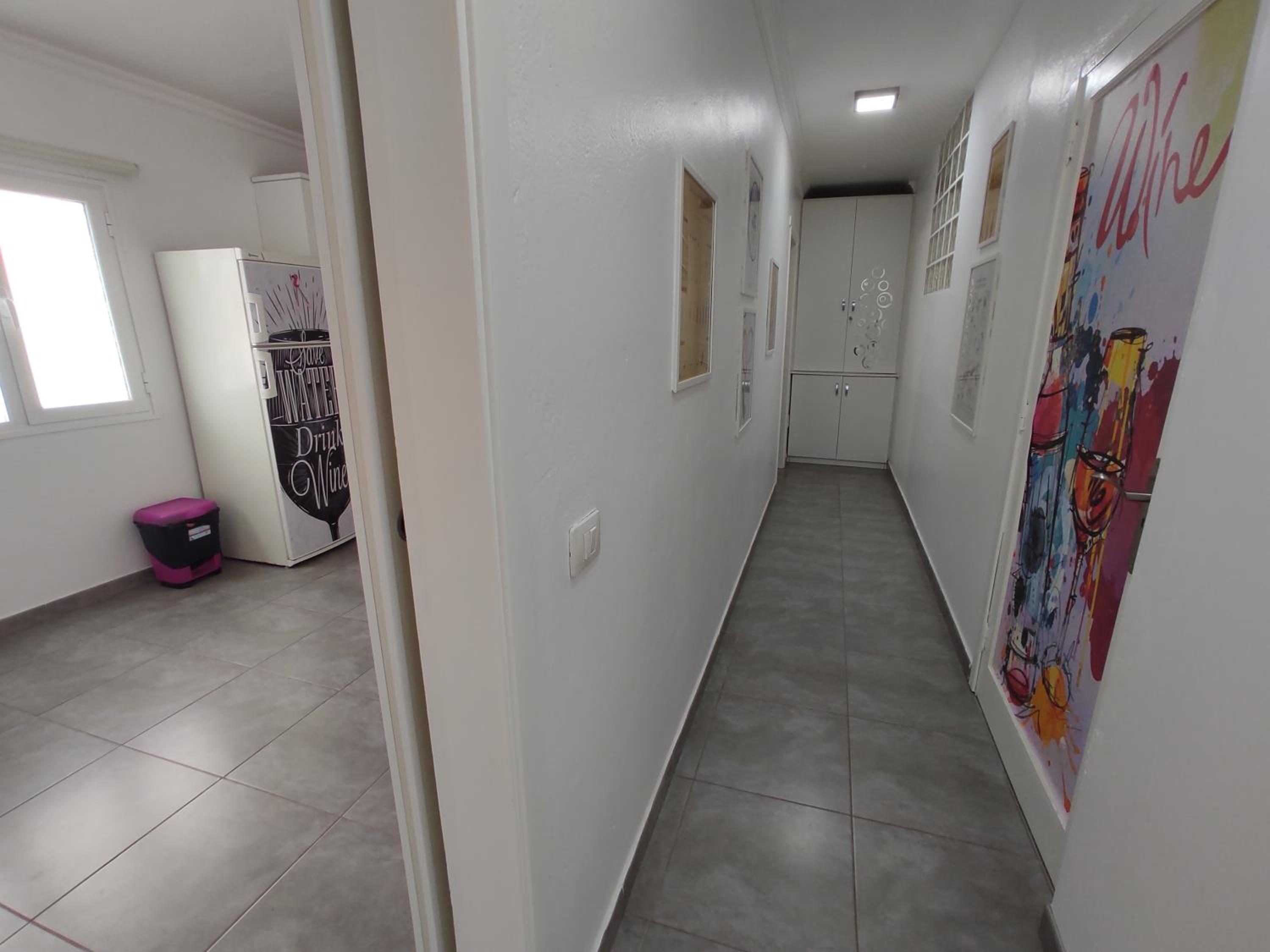 One-Bedroom Apartment - Photo 39