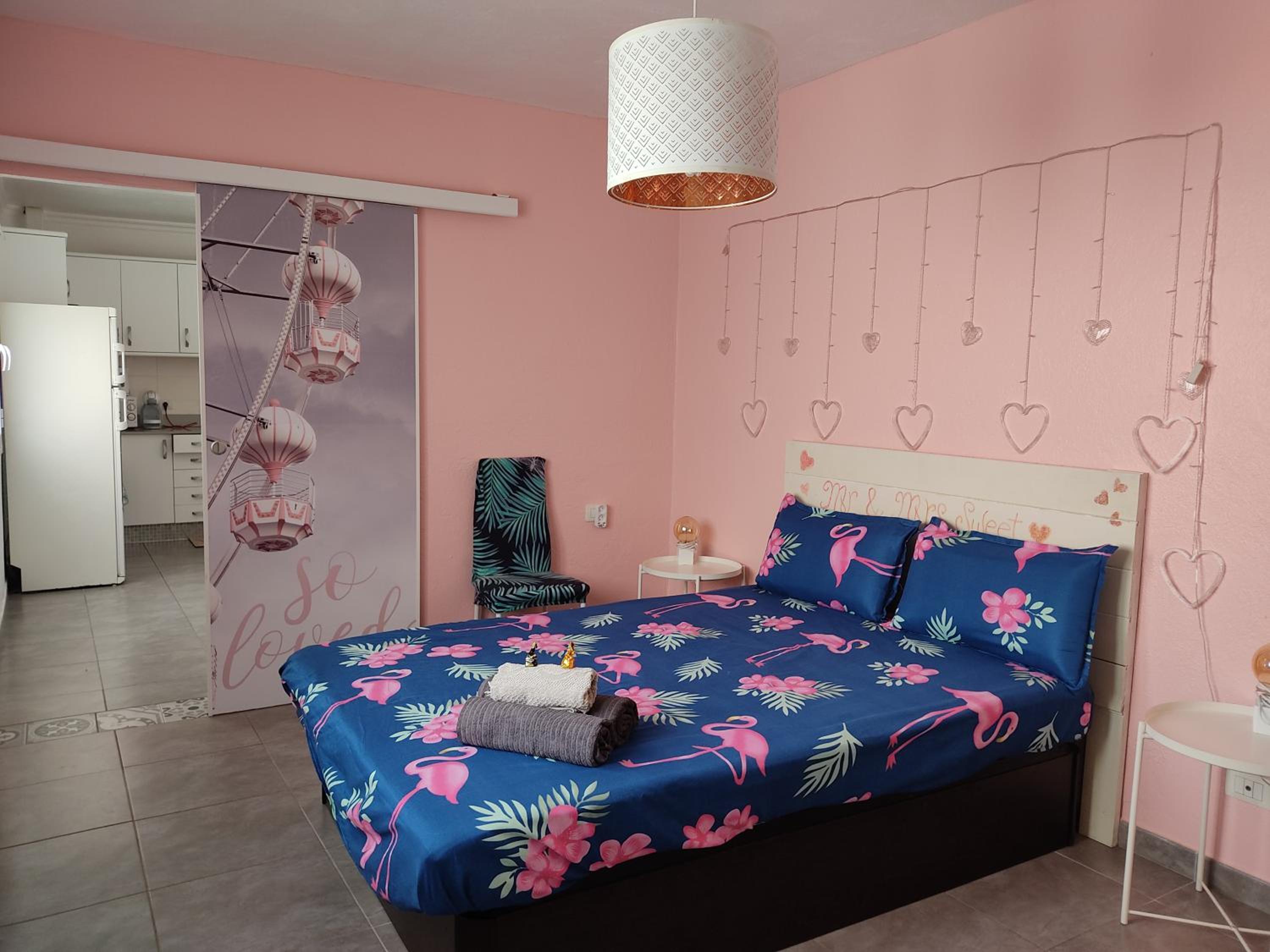One-Bedroom Apartment - Photo 35