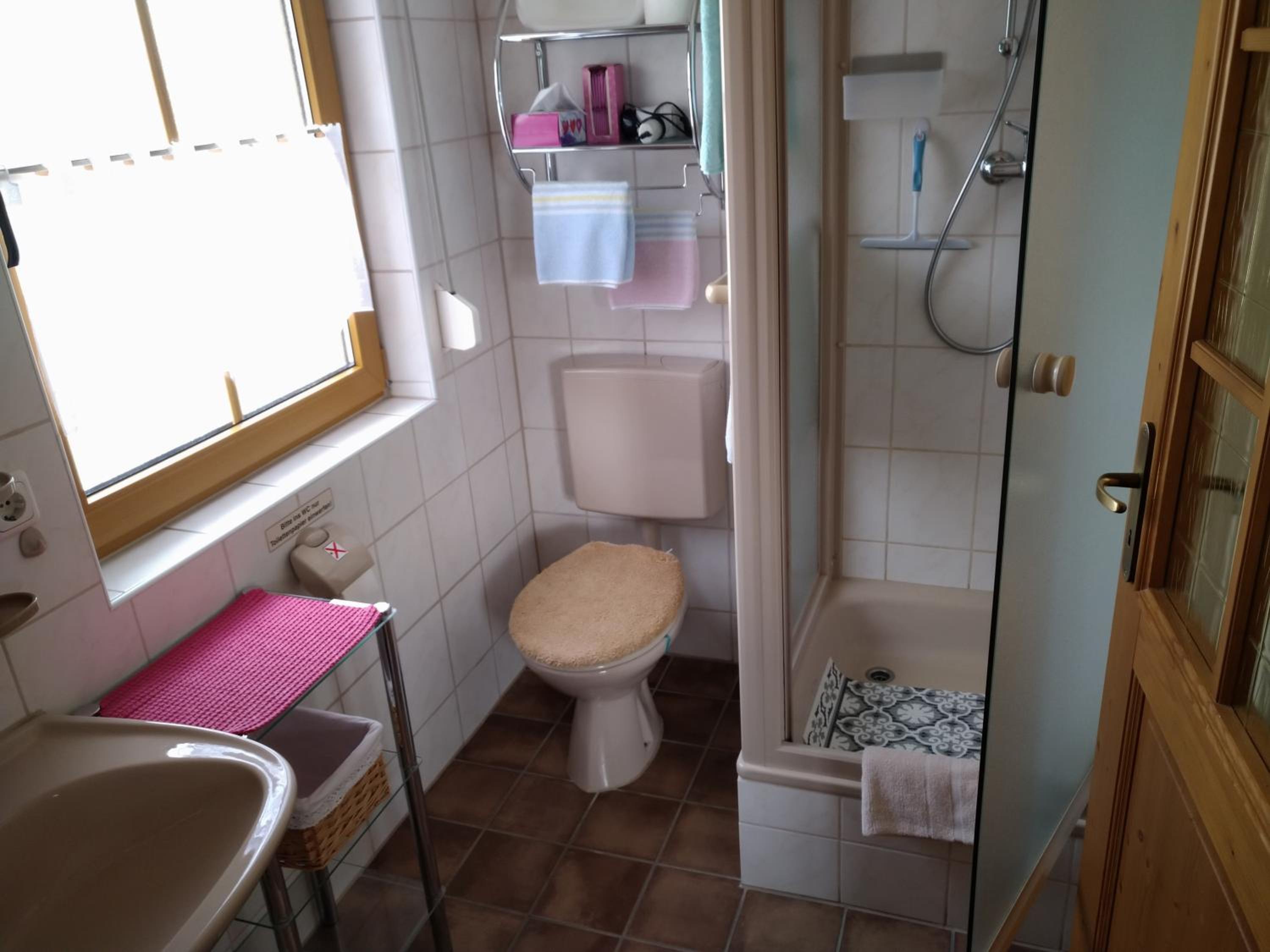 Double Room - Photo 5