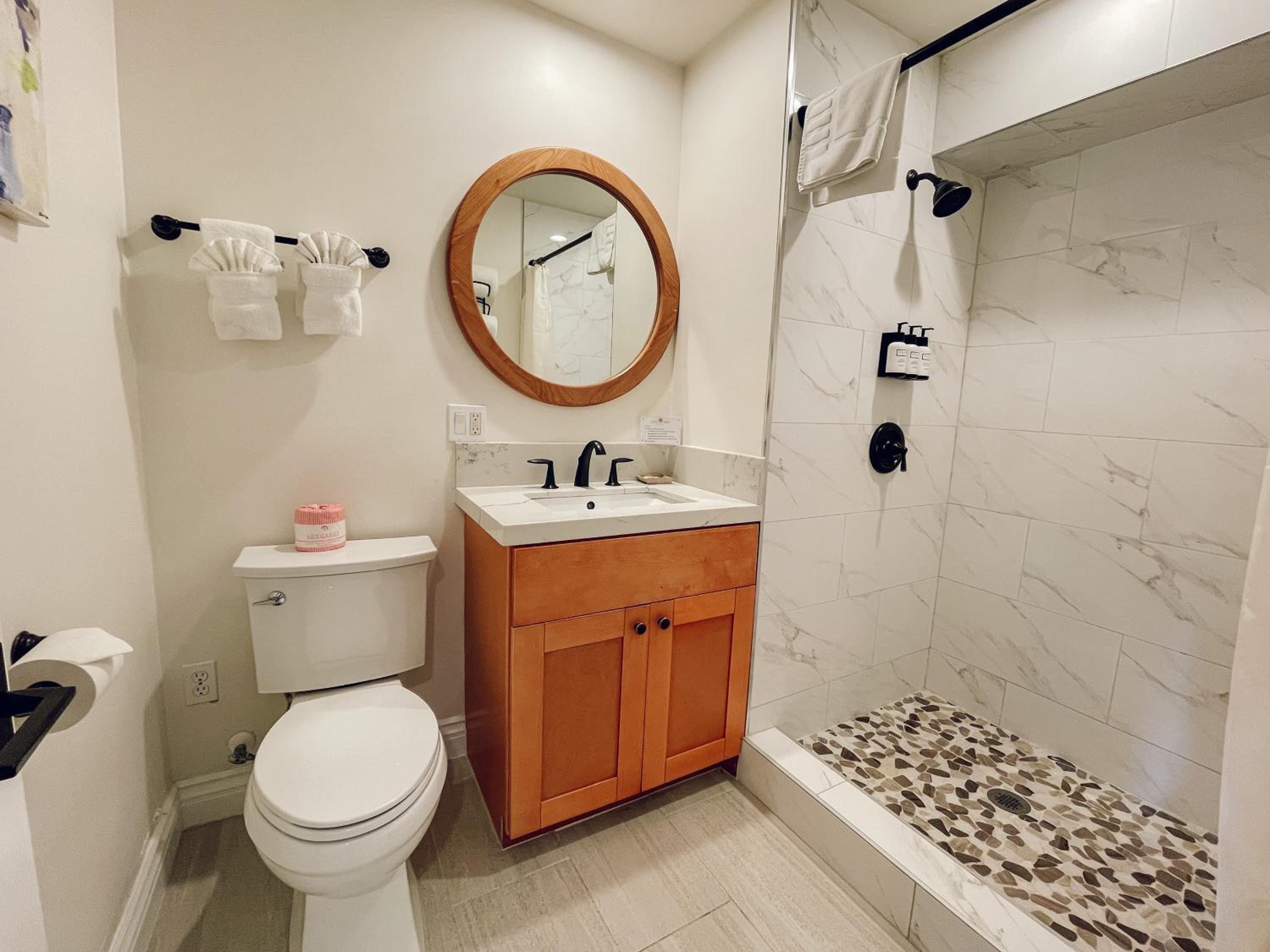 Standard Queen Room - Photo 3