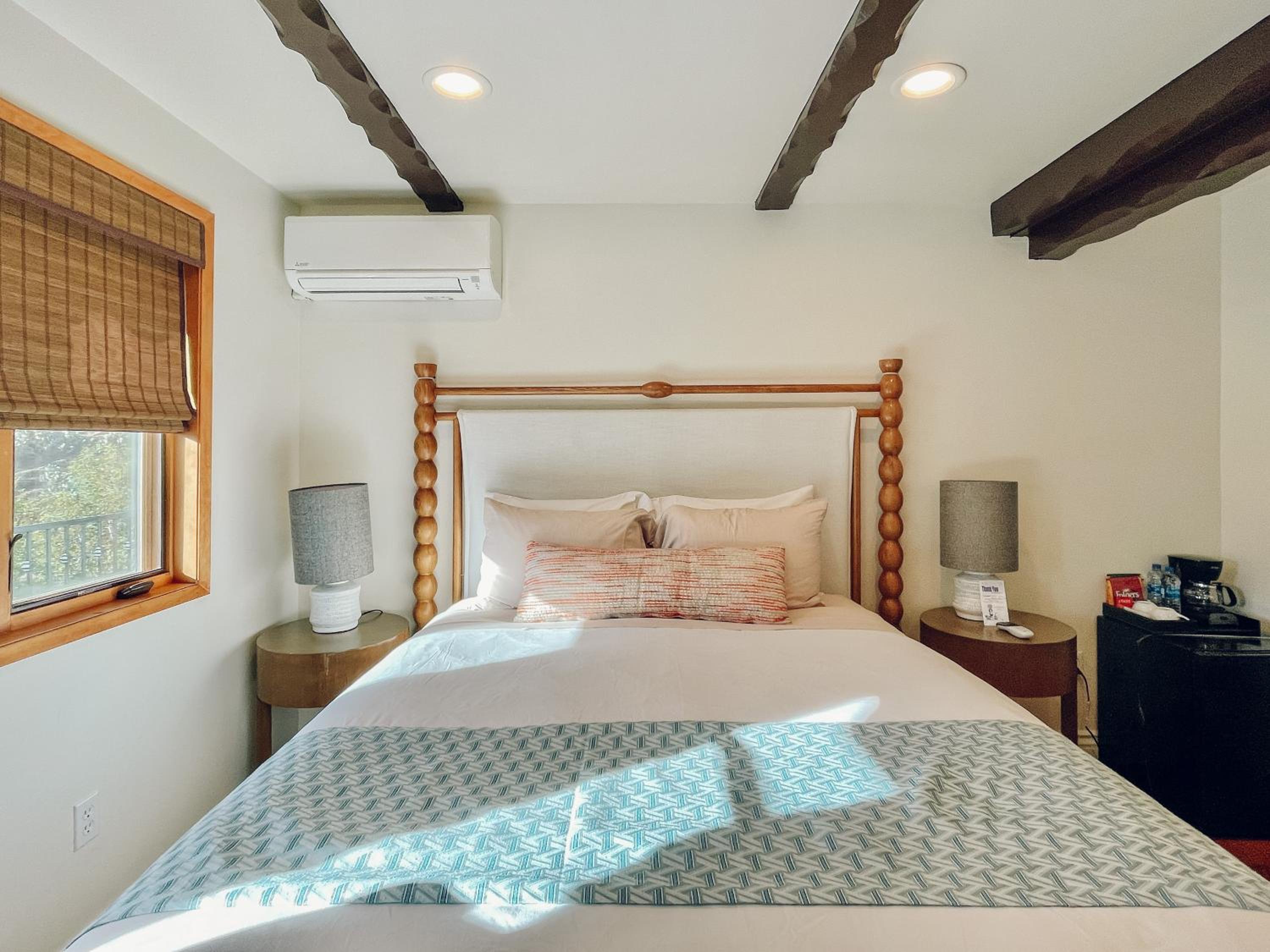 Standard Queen Room - Photo 1
