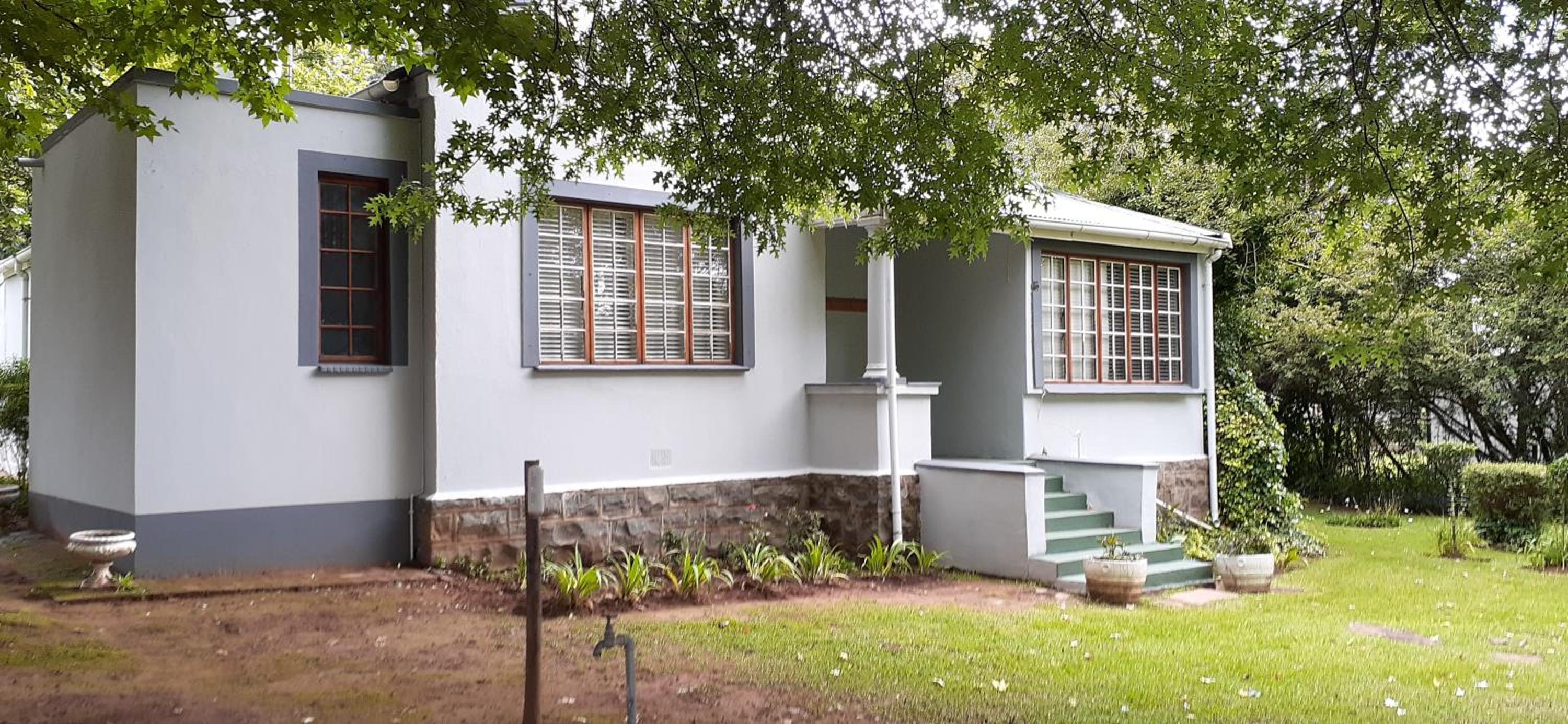 Four-Bedroom House - Photo 24